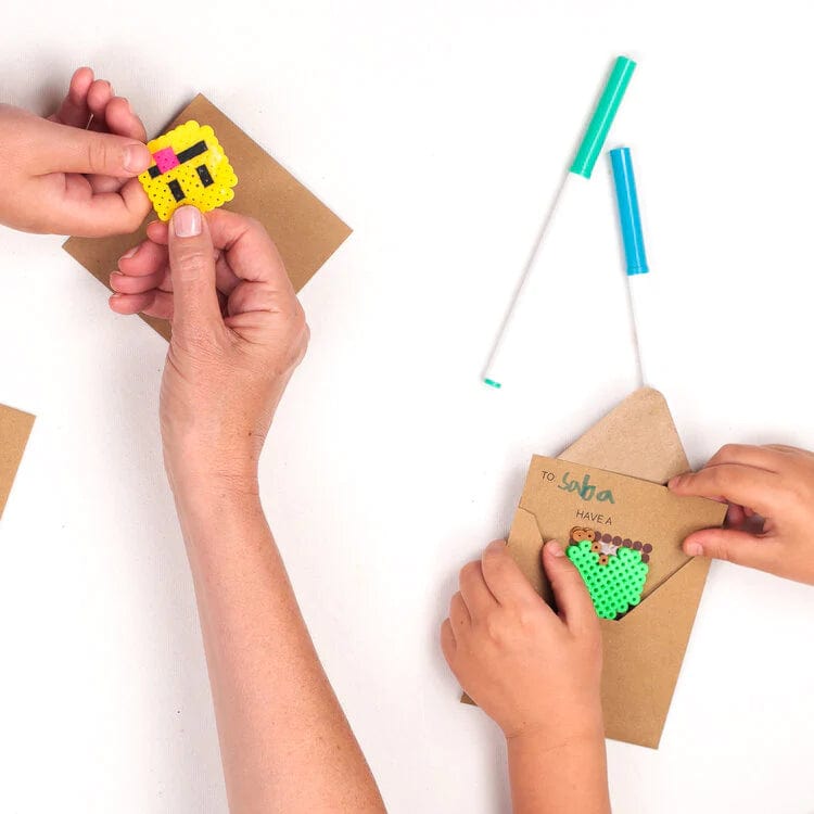 DIY Emoji New Year Cards、mySite、topwebapps