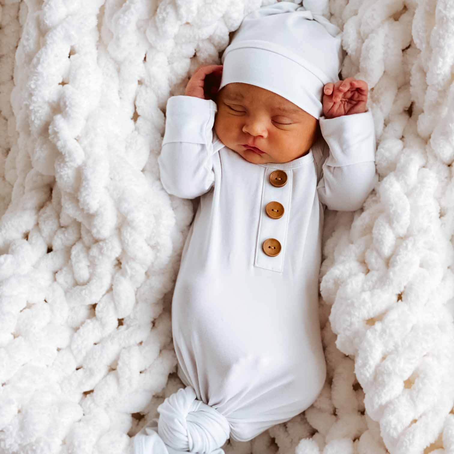  Solid White Bamboo Baby Knot Gown & Hat、mySite、layawaytickets