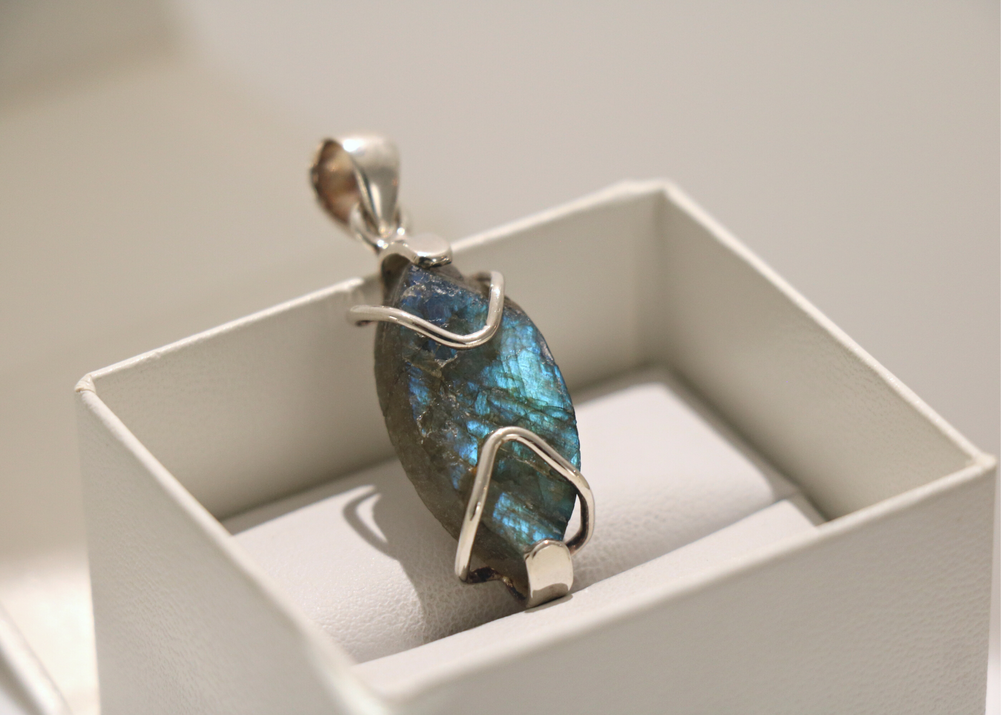 Labradorite Pendant (Sterling Silver)、mySite、topwebapps