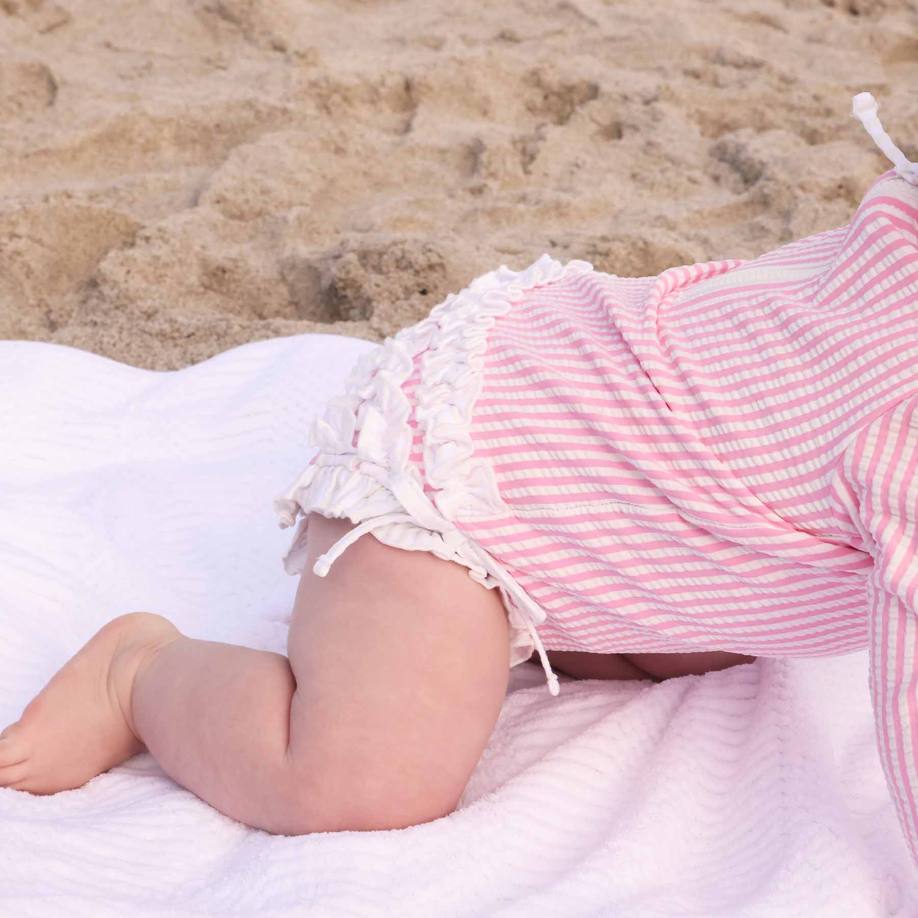  Long Sleeve Rash Guard With Ruffle Bottom | Seersucker Dusty Pink、mySite、layawaytickets