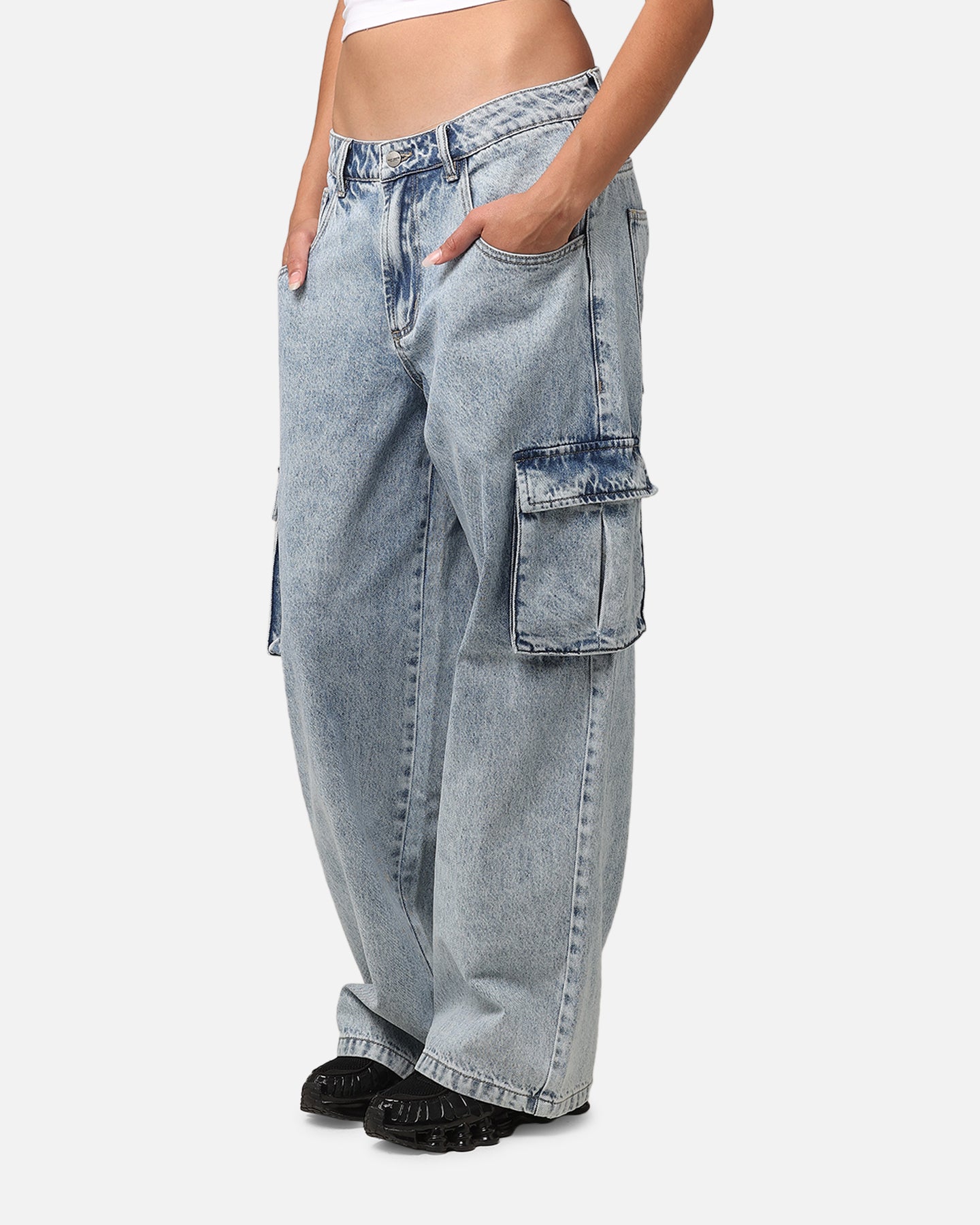 {product_title} - {shop_name}