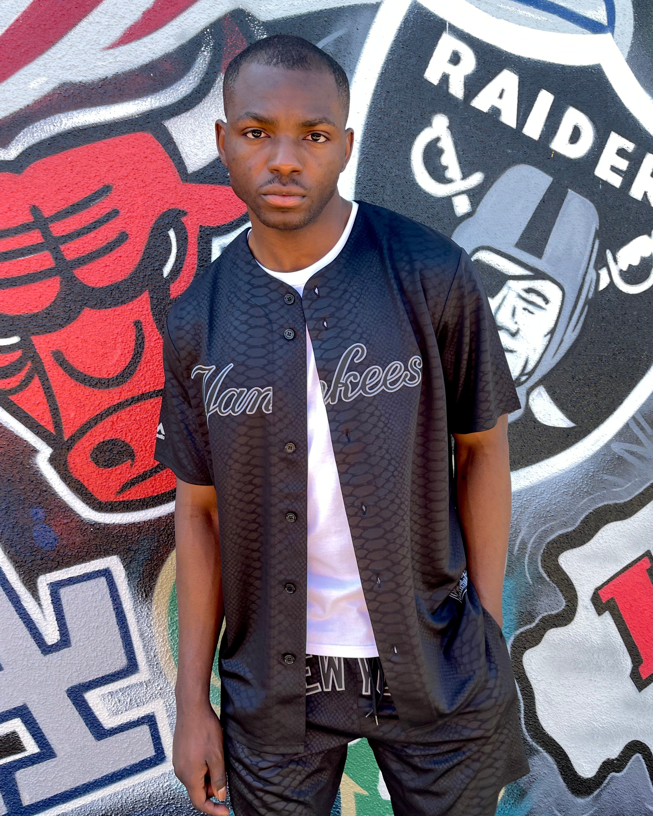 Majestic Athletic New York Yankees Animal Wordmark Jersey Black Snake Print、mySite、zt4zffjzw