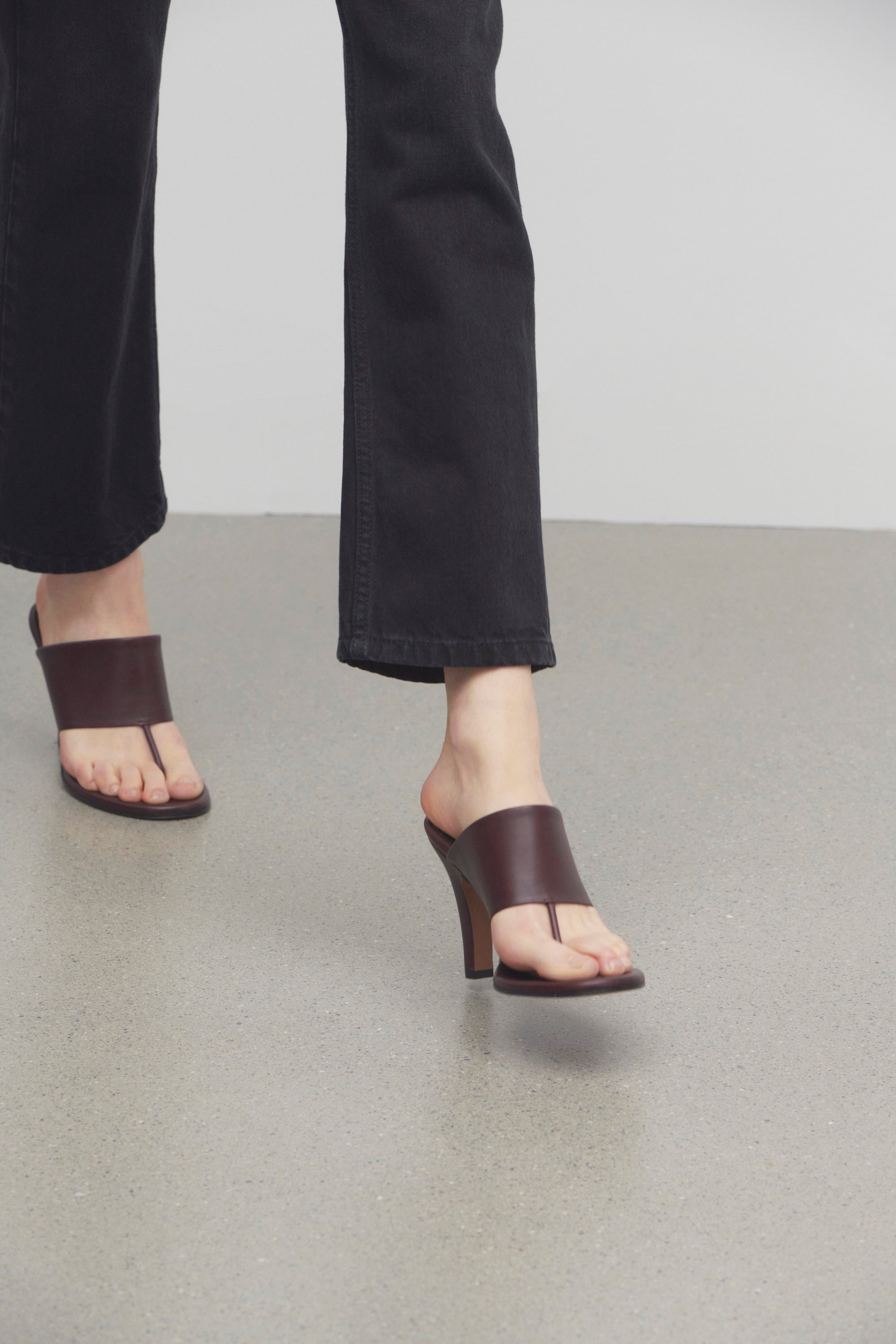 Signum Heeled Sandal in Leather、mySite、aoinhome