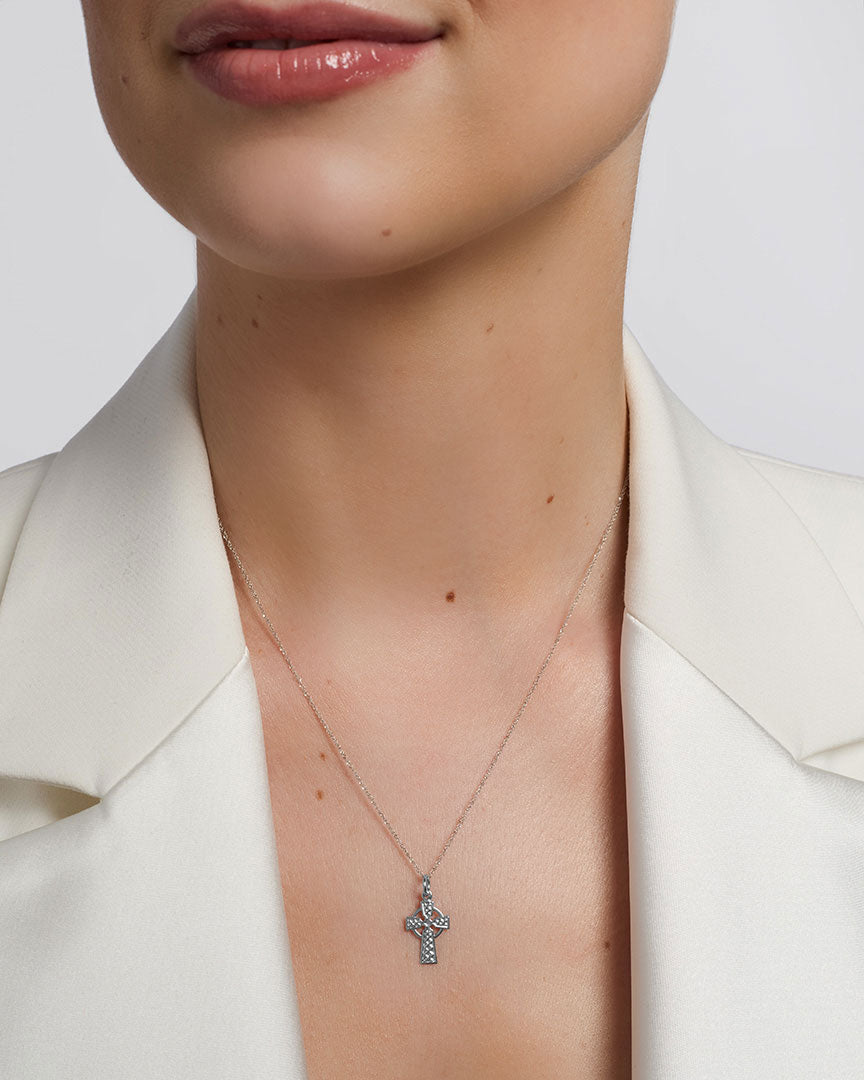 White Gold Celtic Cross Necklace、mySite、botmansion