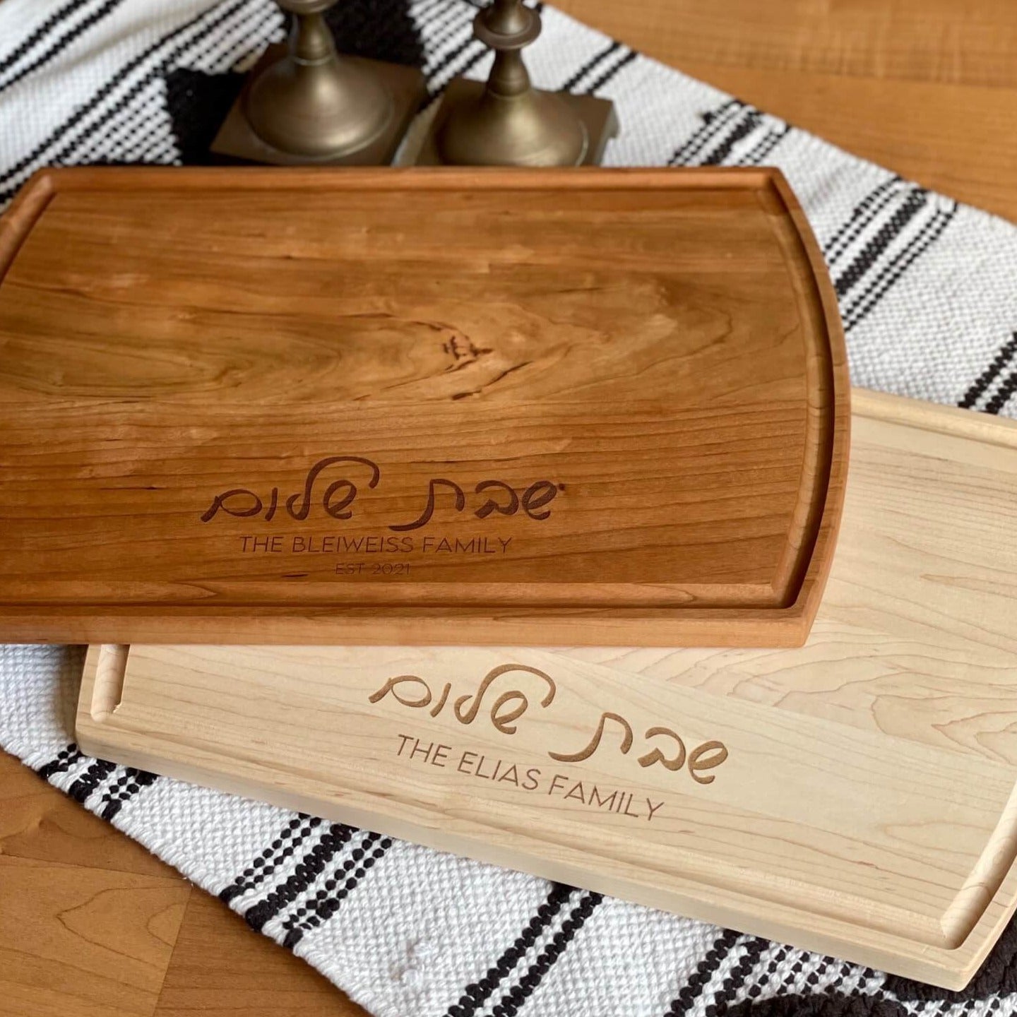 Personalized Flat Cursive Design Wood Challah Board - Cherry, Maple or Mixed Wood、mySite、topwebapps