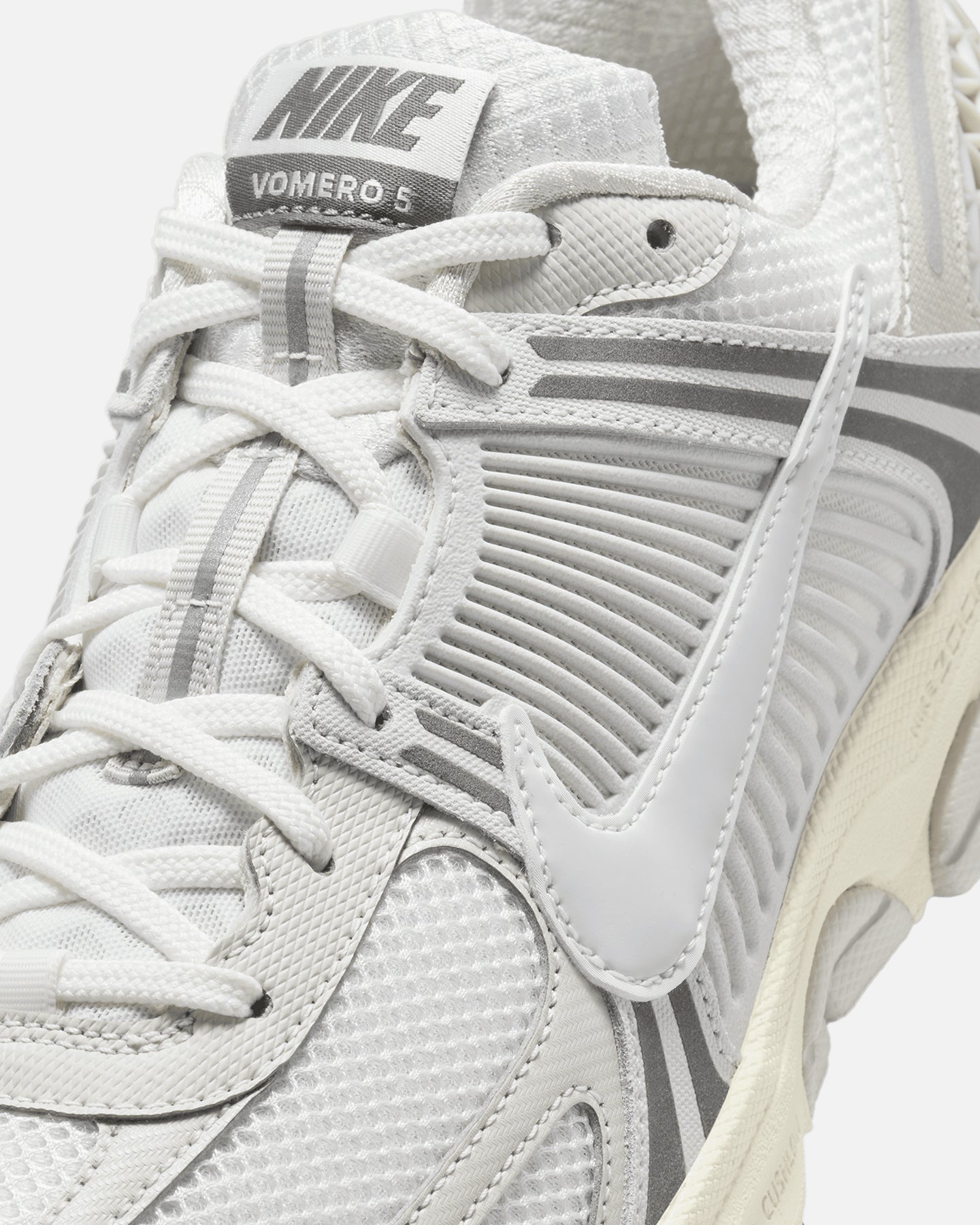 Nike Zoom Vomero 5 Platinum Tint/Photon Dust-Cashmere、mySite、zt4zffjzw