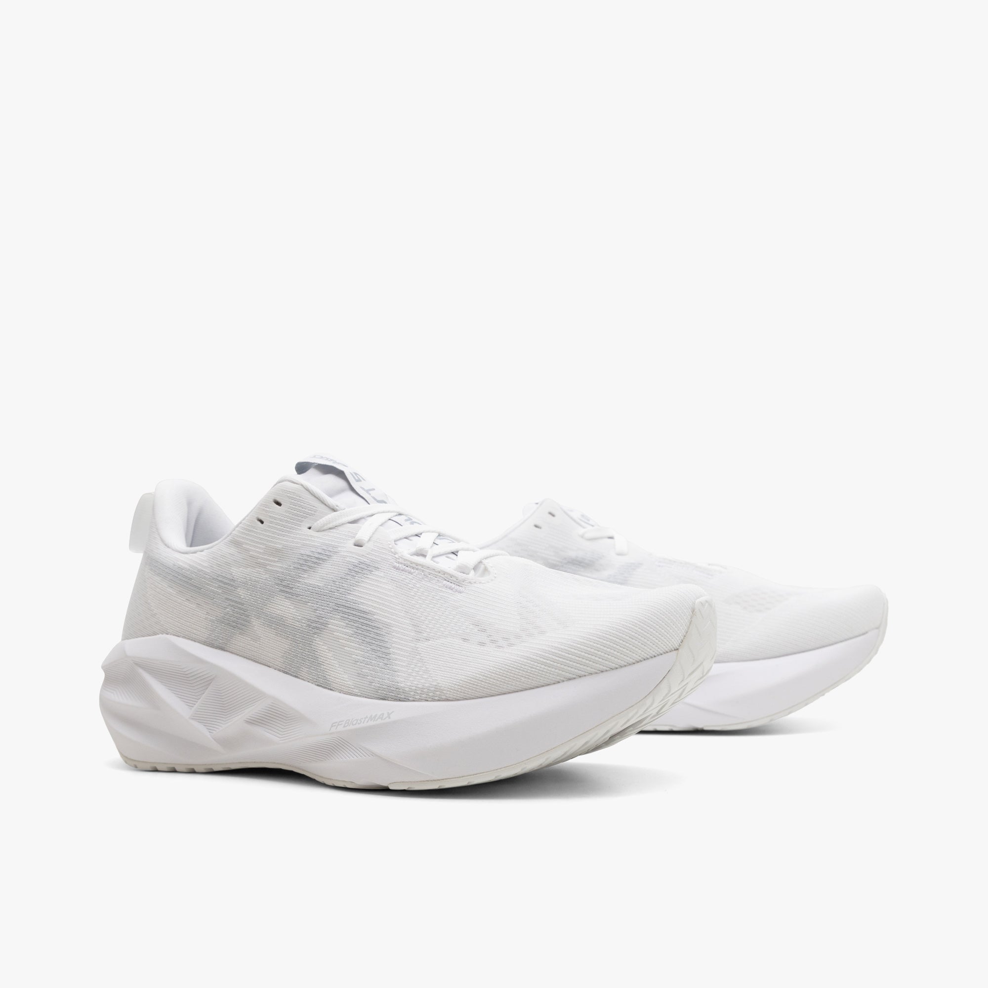  ASICS Novablast 5 White / Piedmont Grey、mySite、merchandisen