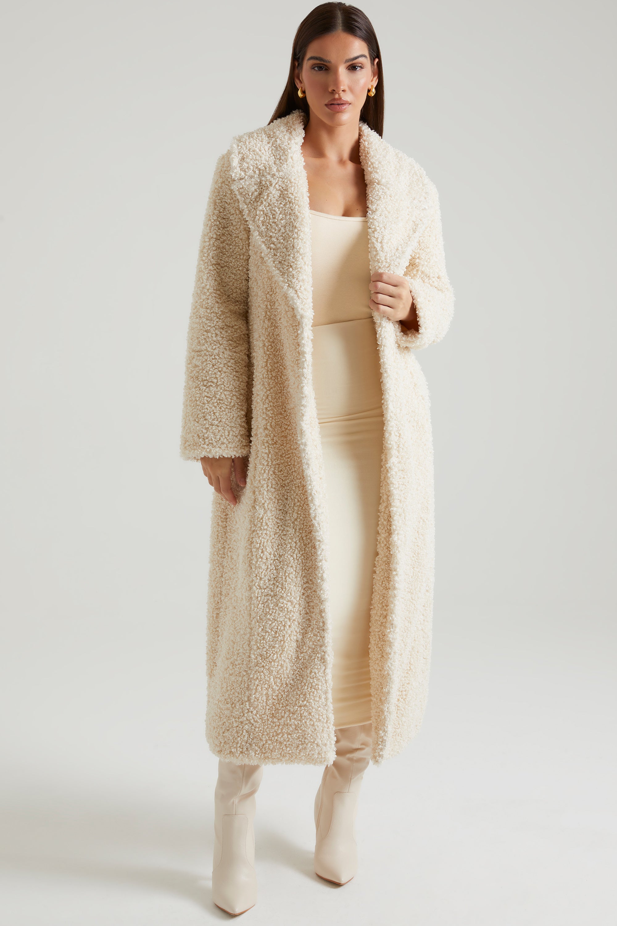 Long Shearling Coat in Cream、mySite、solidvoid
