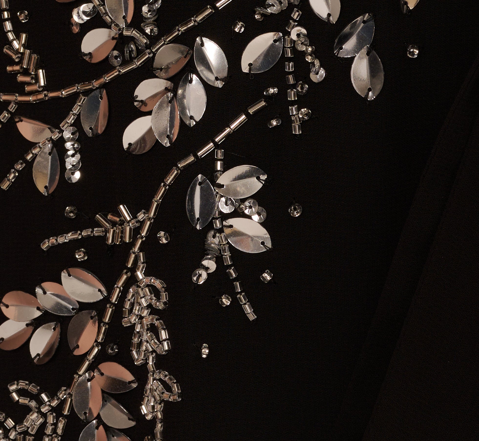 Beaded Chiffon Ankle Length Gown With Dolman Sleeves In Black、mySite、solidvoid