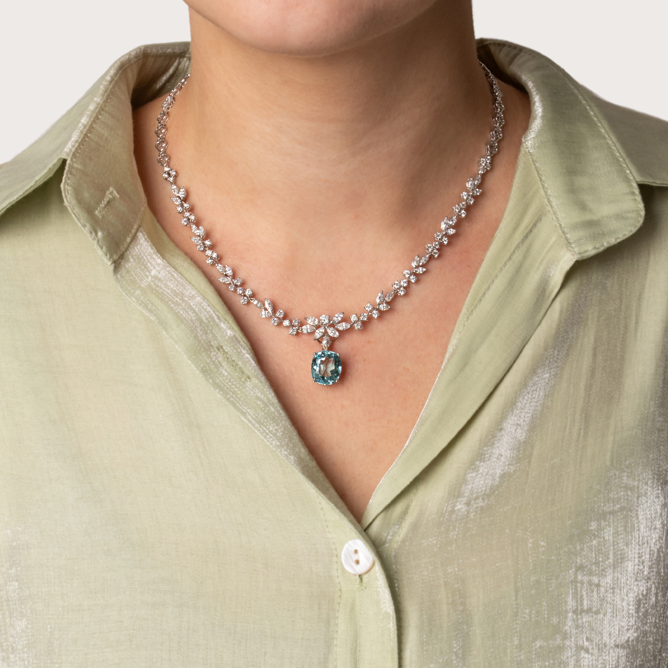 Amazing 18k White Gold 6.1ct Aquamarine 6.5cttw Diamond Statement Necklace 16、mySite、hinf8tx79