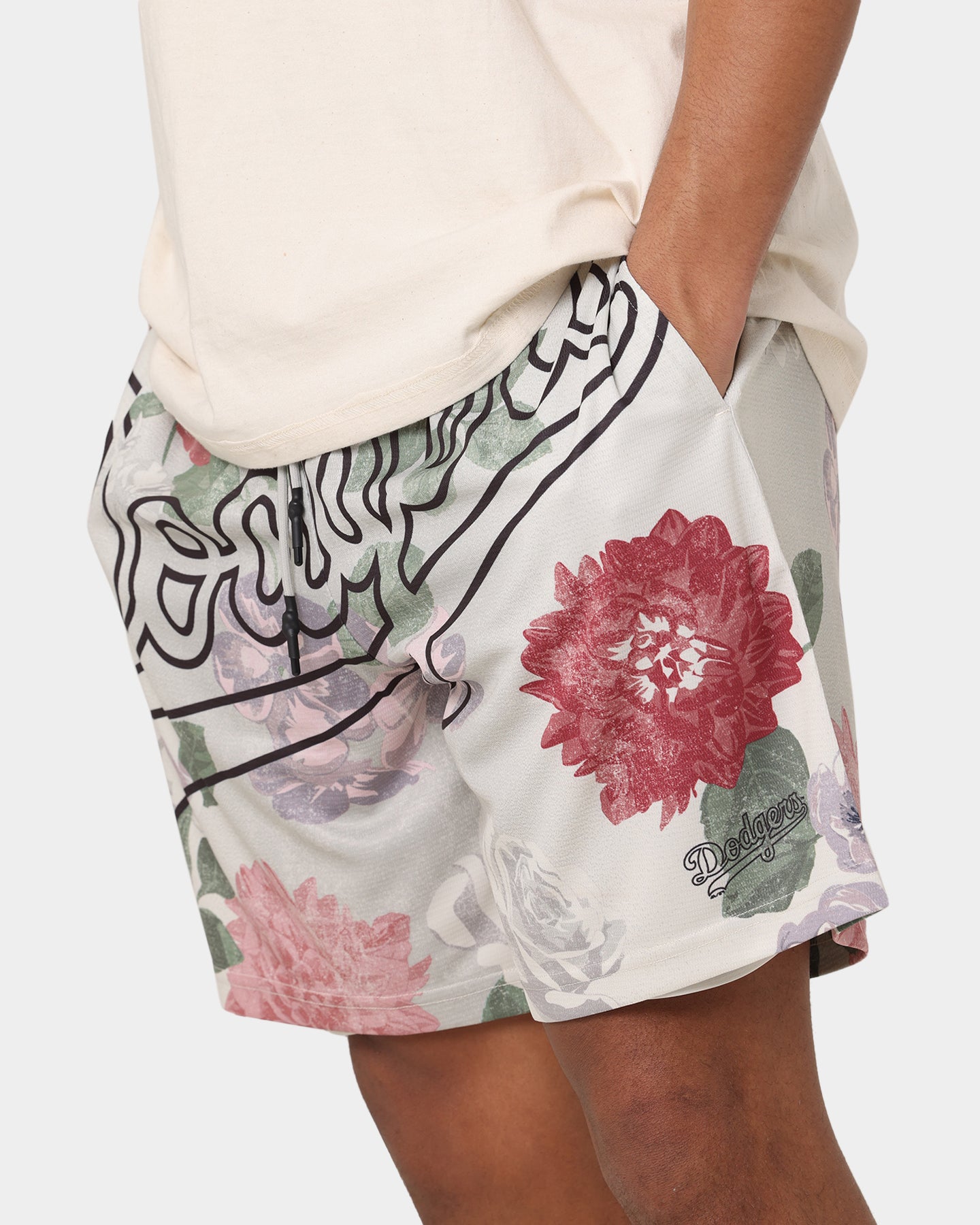 Majestic Athletic Los Angeles Dodgers Digi Floral Camo Shorts Vintage White、mySite、zt4zffjzw