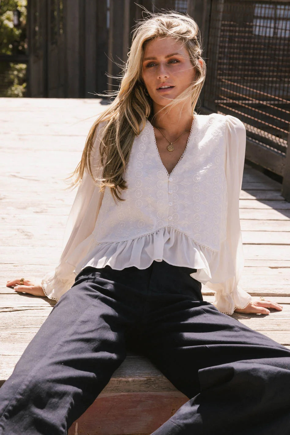 {product_title} - {shop_name}