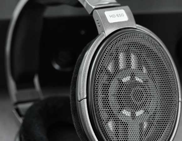 Headphone-Zone-Sennheiser-HD-650