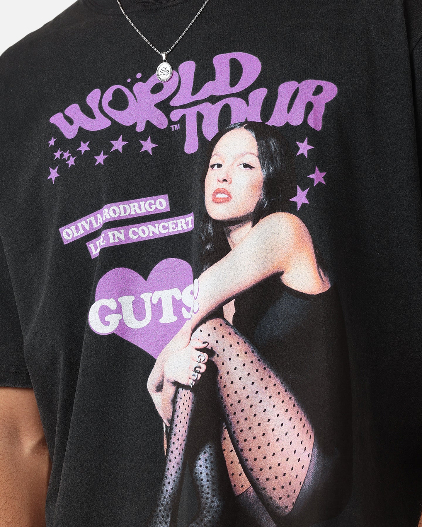 {product_title} - {shop_name}