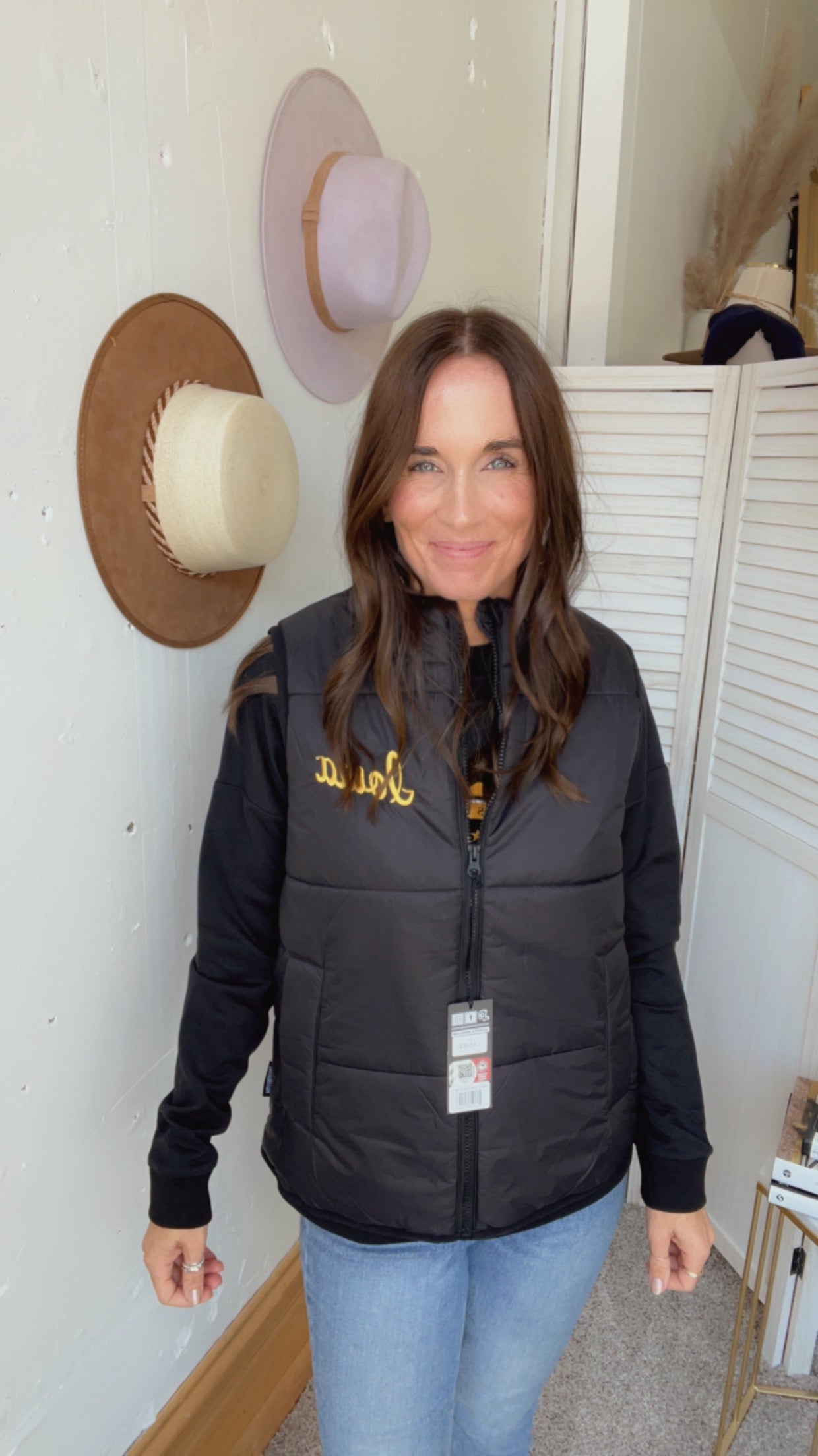 University of Iowa Licensed Puffer Vest、mySite、garagedoors4me