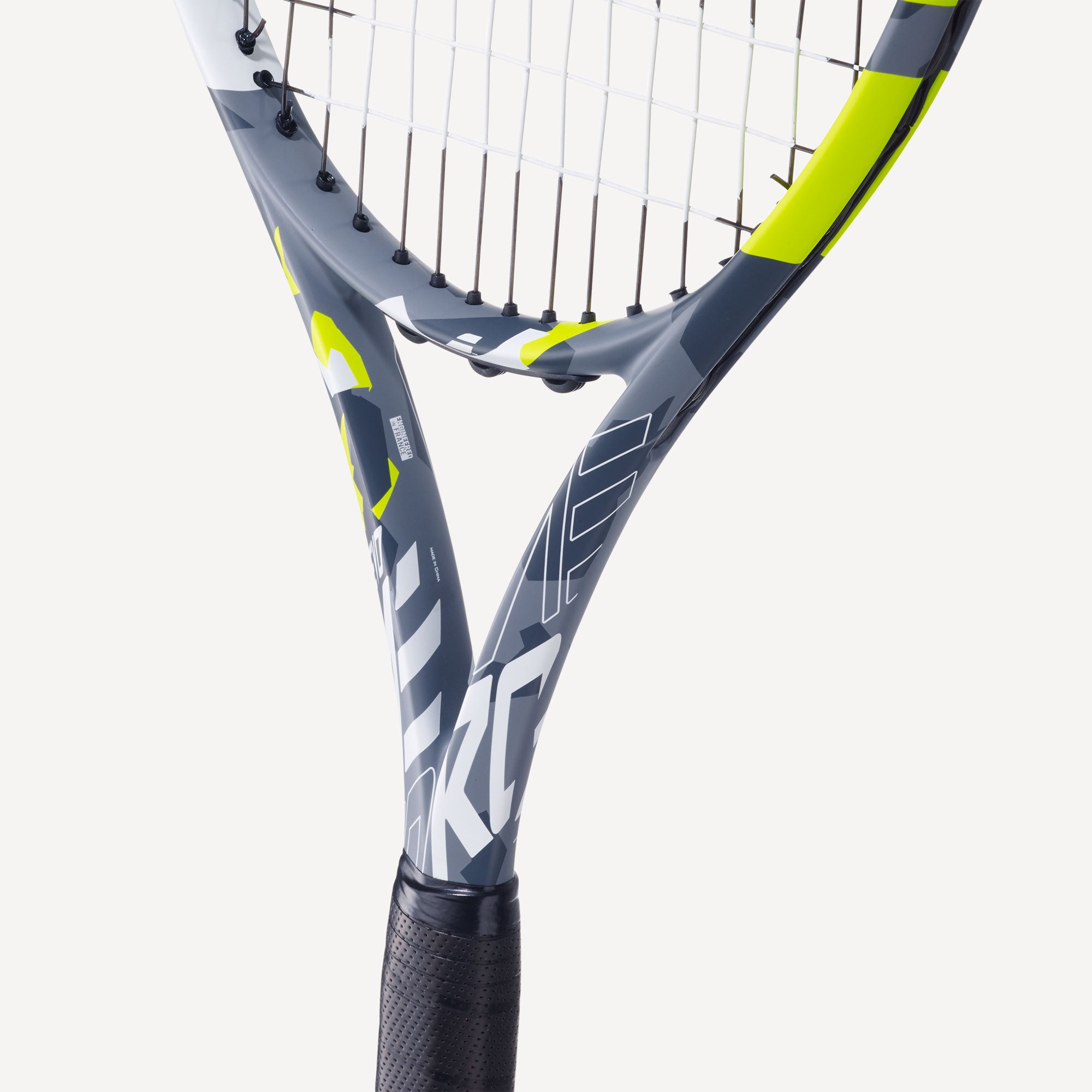 Babolat EVO Aero Tennis Racket�