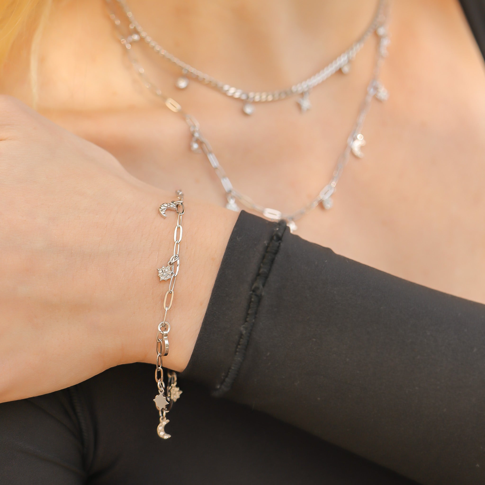 18K Gold PVD Stainless Steel Moon & Star Charm Bracelet / BRJ1009、mySite、dreamappss