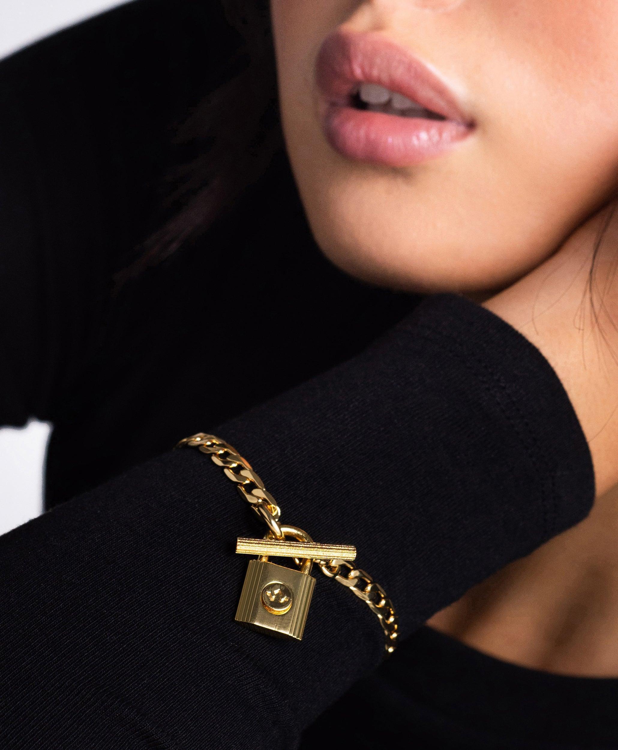 Harpa Bracelet 18ct Gold Plated、mySite、botmansion