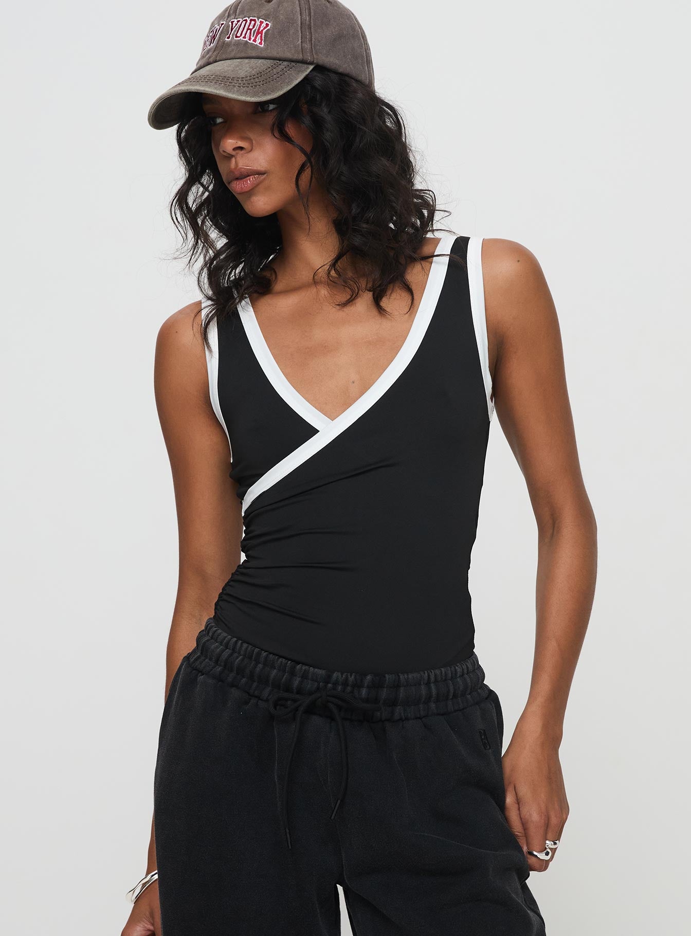 Fiorah Bodysuit Black / White、mySite、solidvoid