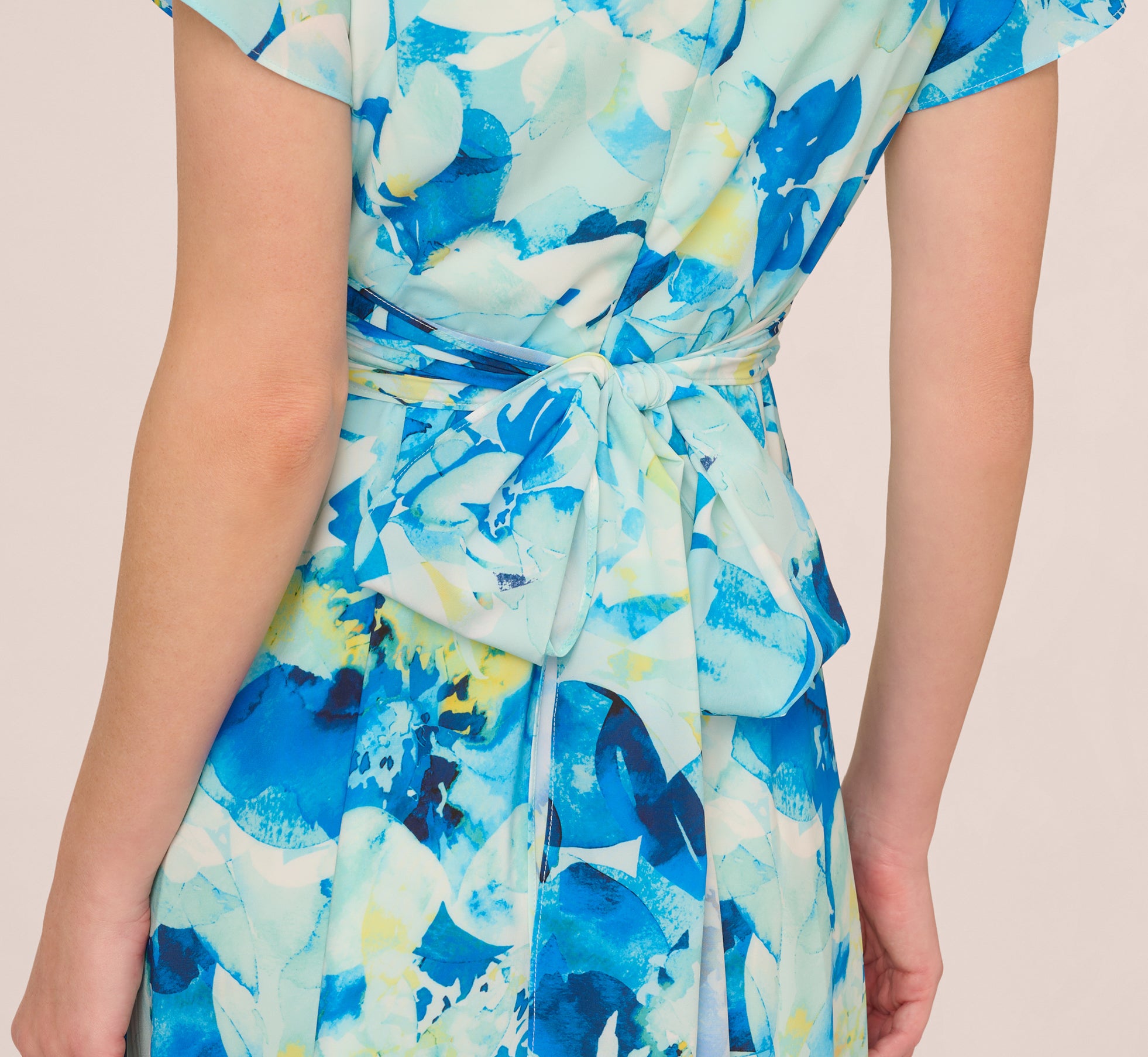 Flutter Sleeve Floral Chiffon Midi Dress In Blue Multi、mySite、solidvoid