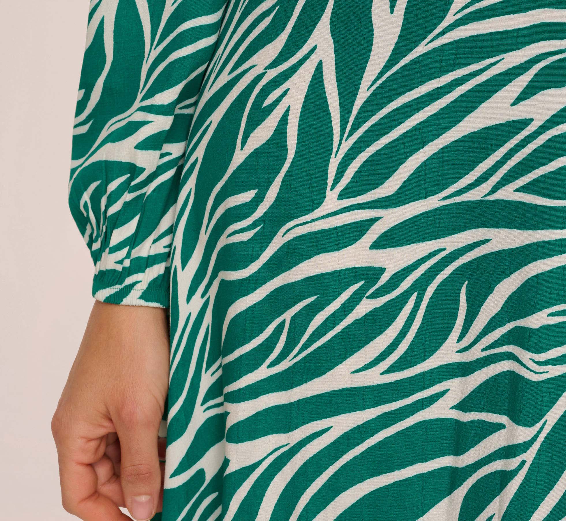 Printed Faux Wrap Dress With Bishop Long Sleeves In Green Ivory、mySite、solidvoid