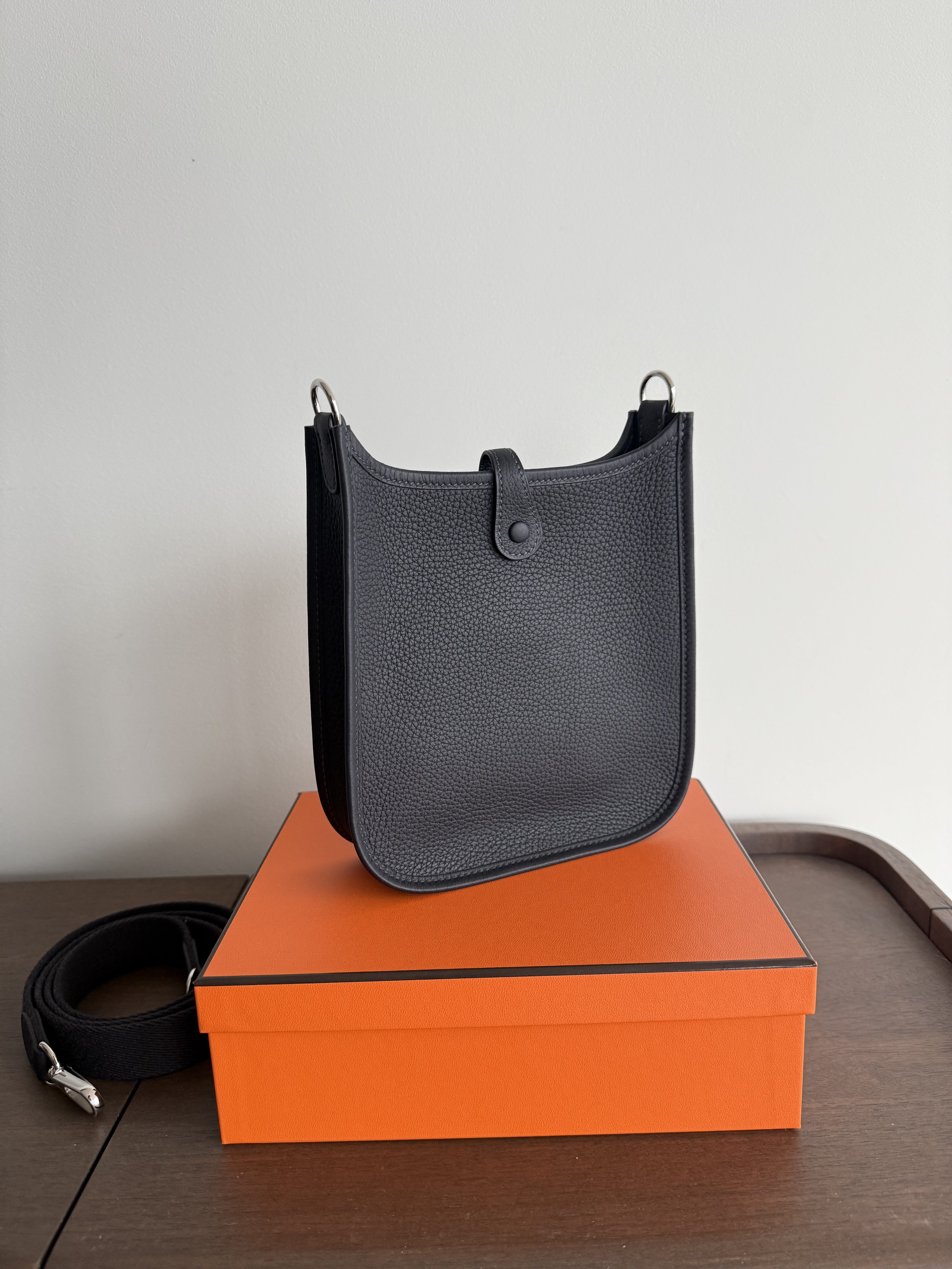Hermès Mini Evelyne 16 Bag Caban Clemence PHW、mySite、garminoutage.com