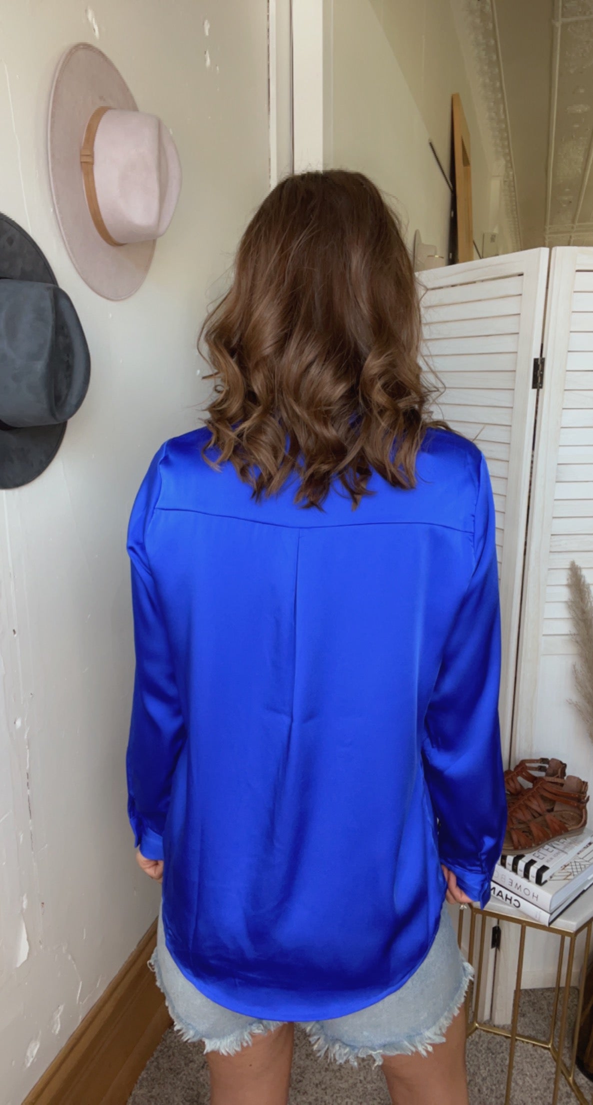 Ashley's Vibrant Button Down、mySite、garagedoors4me