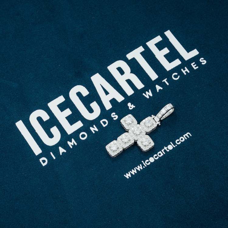 Moissanite Halo Cross Pendant 14K Gold、mySite、hinf8tx79