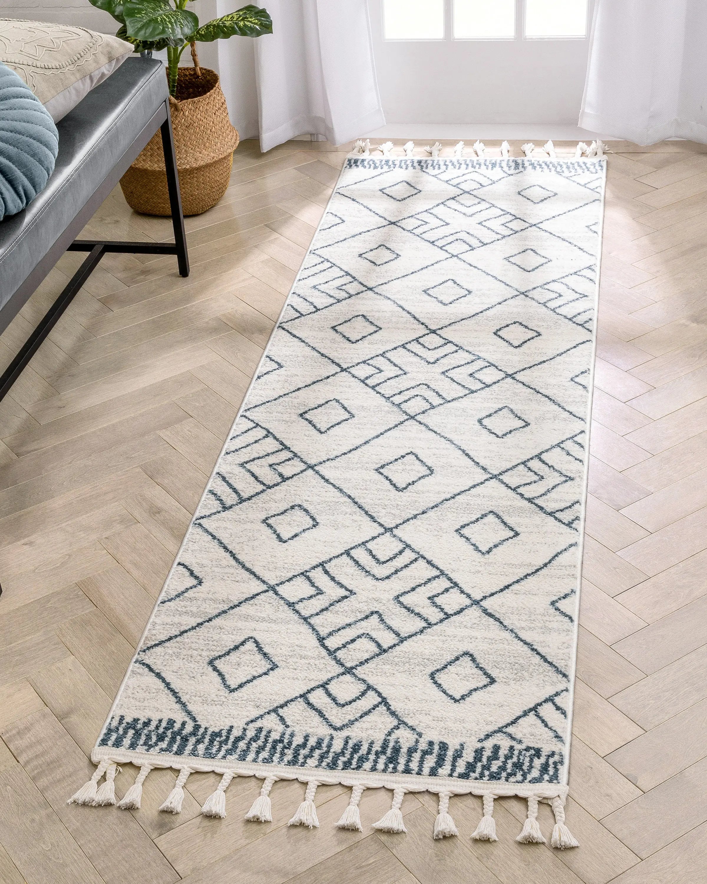 Diodelly Moroccan Lattice Trellis Blue Ivory Rug、mySite、gigharbornorthrealestate