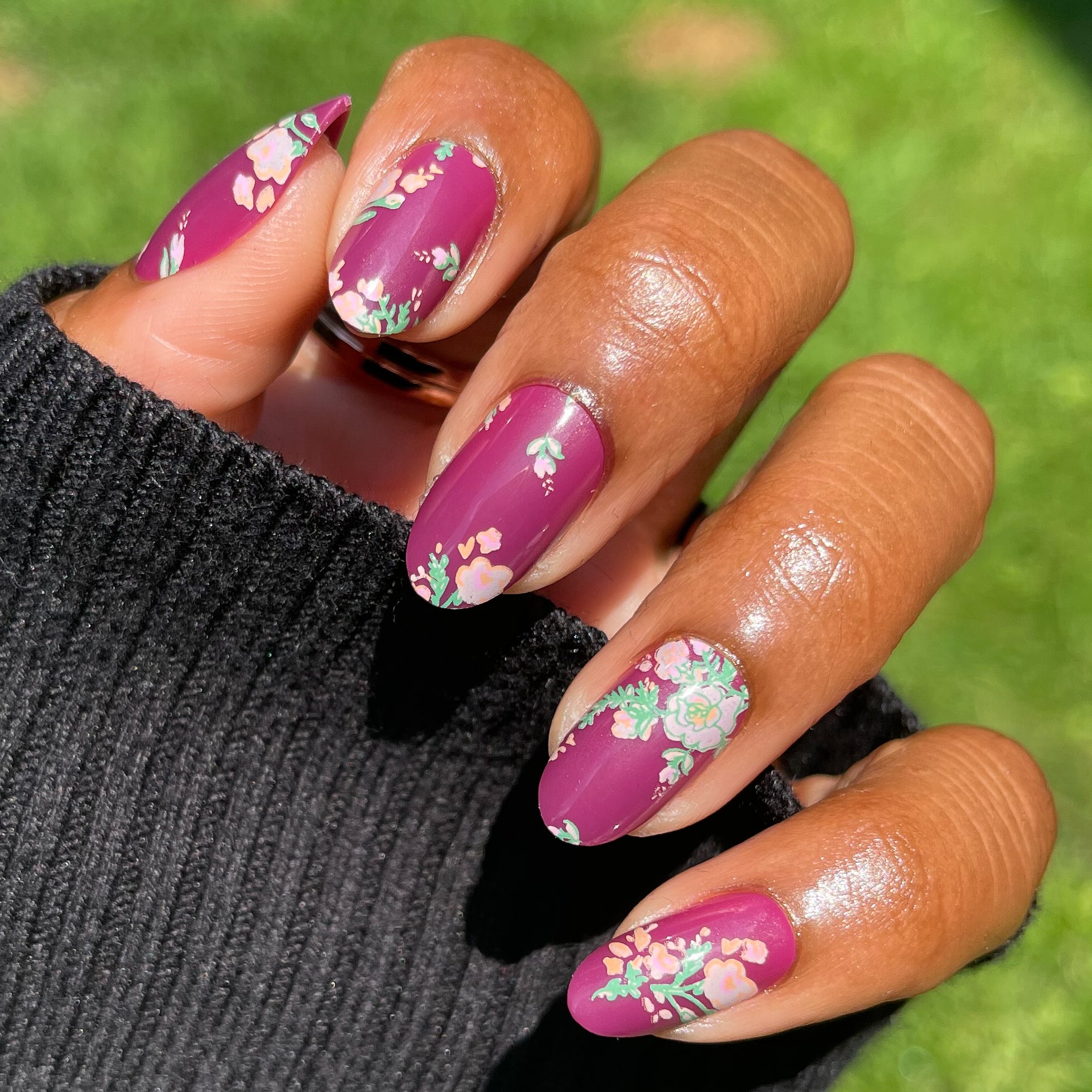 Fall Micro Floral | Oval | Medium、mySite、solidvoid