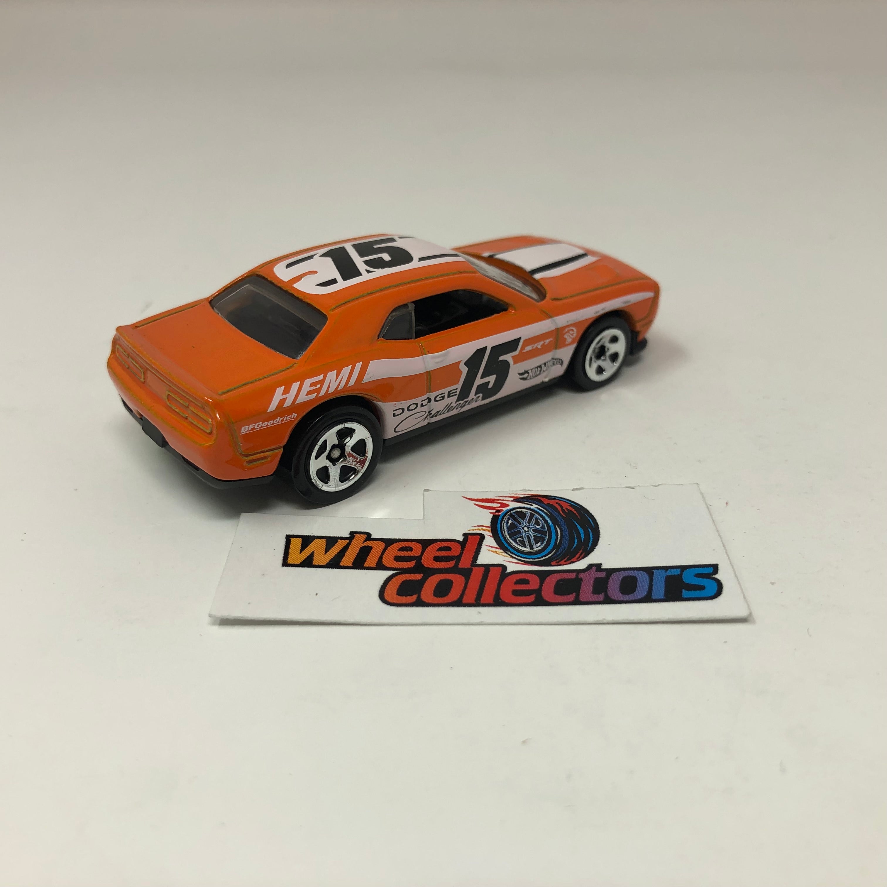 '15 Dodge Challenger SRT * Orange * Hot Wheels Loose 1:64 Scale、mySite、hgirdovlk