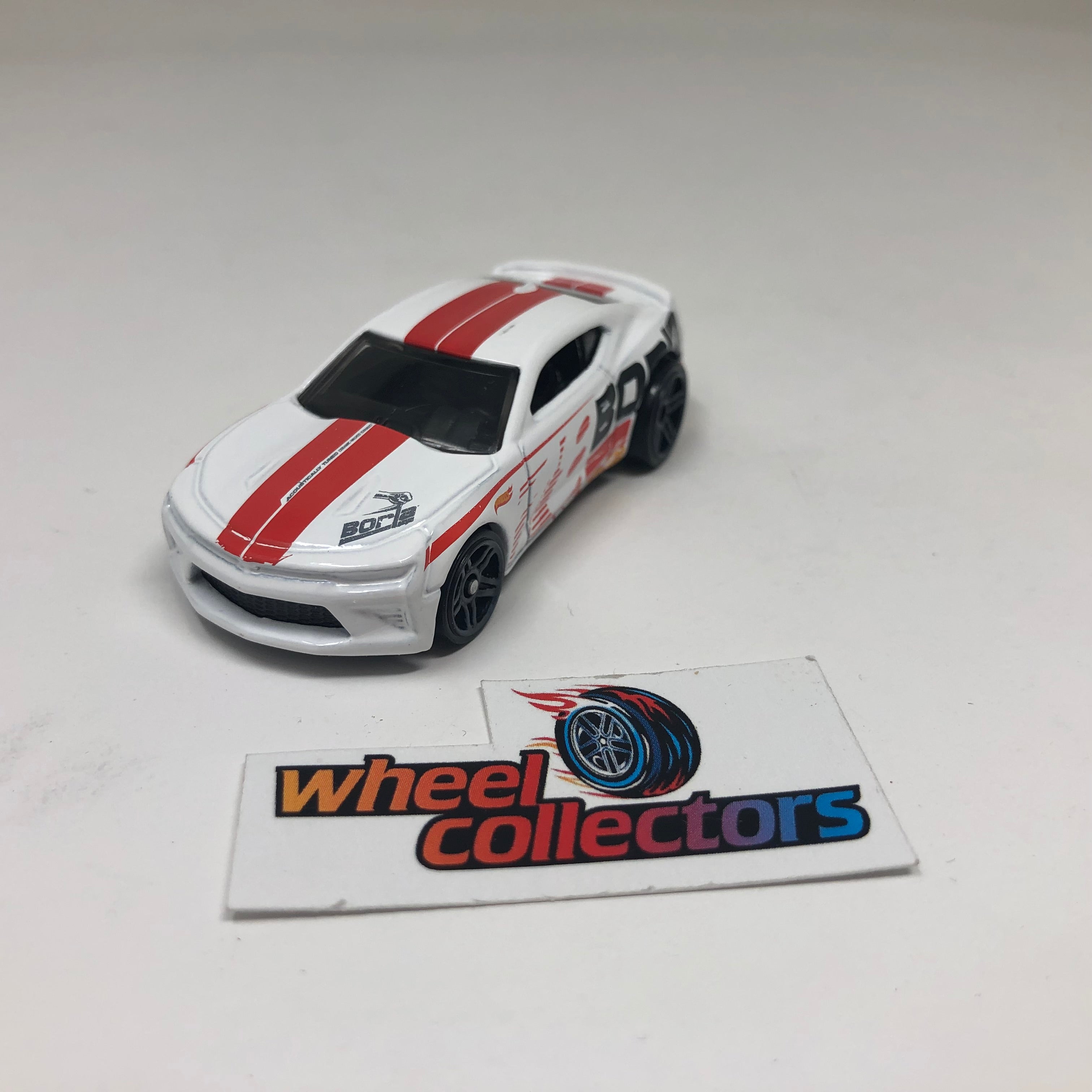 '16 Camaro SS * White * Hot Wheels Loose 1:64 Scale、mySite、hgirdovlk