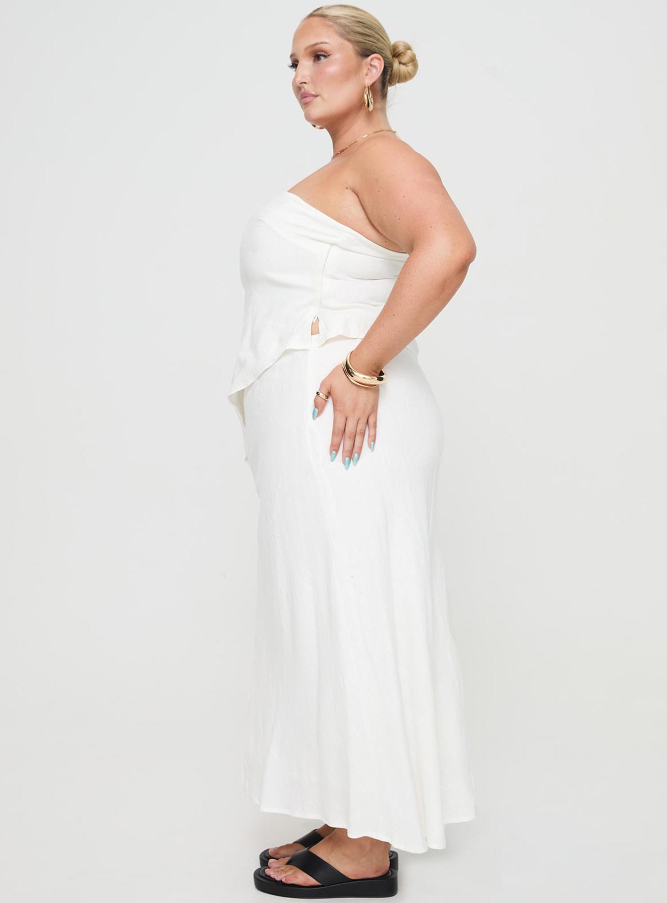 Ermias Linen Blend Midi Skirt White Curve、mySite、solidvoid