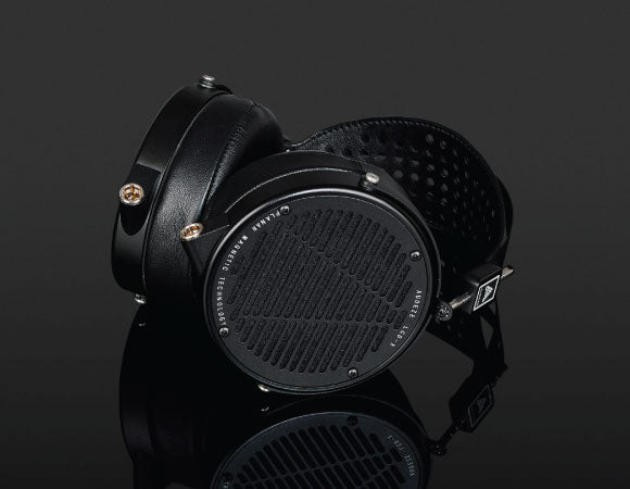 Headphone-Zone-Audeze-LCD-X-_Music-Creator-Special