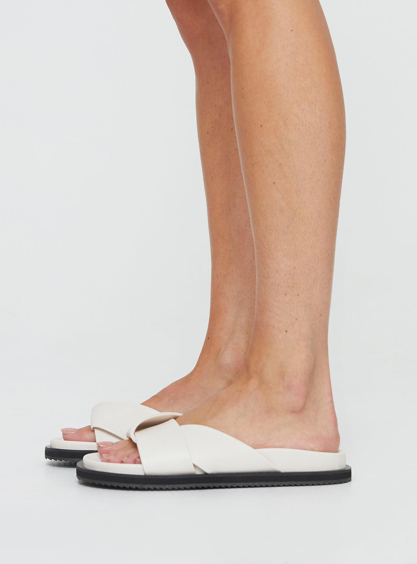 Billini Talen Slides Alabaster、mySite、solidvoid