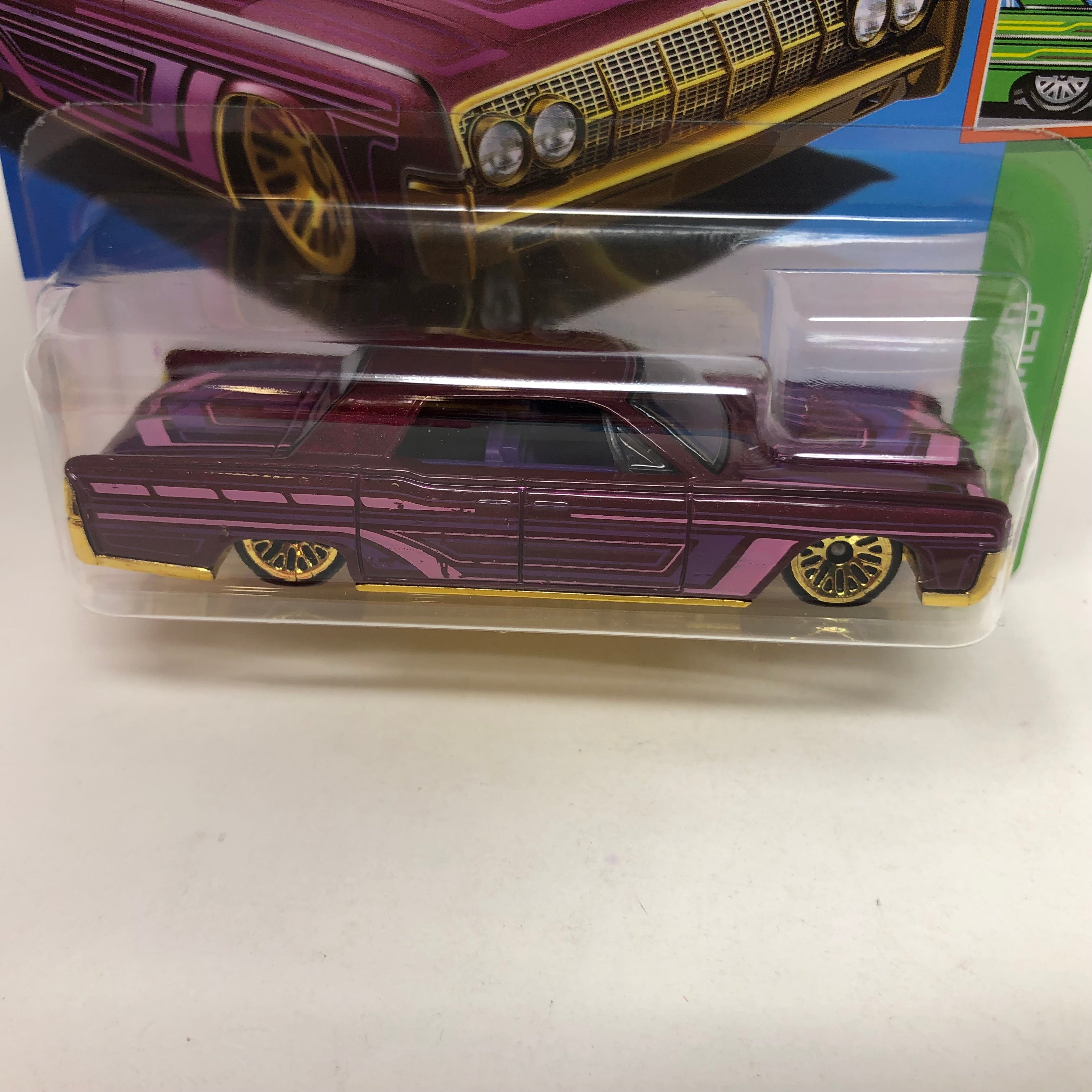'64 Lincoln Continental #246 * Purple * 2024 Hot Wheels Basic Short Card Case A、mySite、hgirdovlk