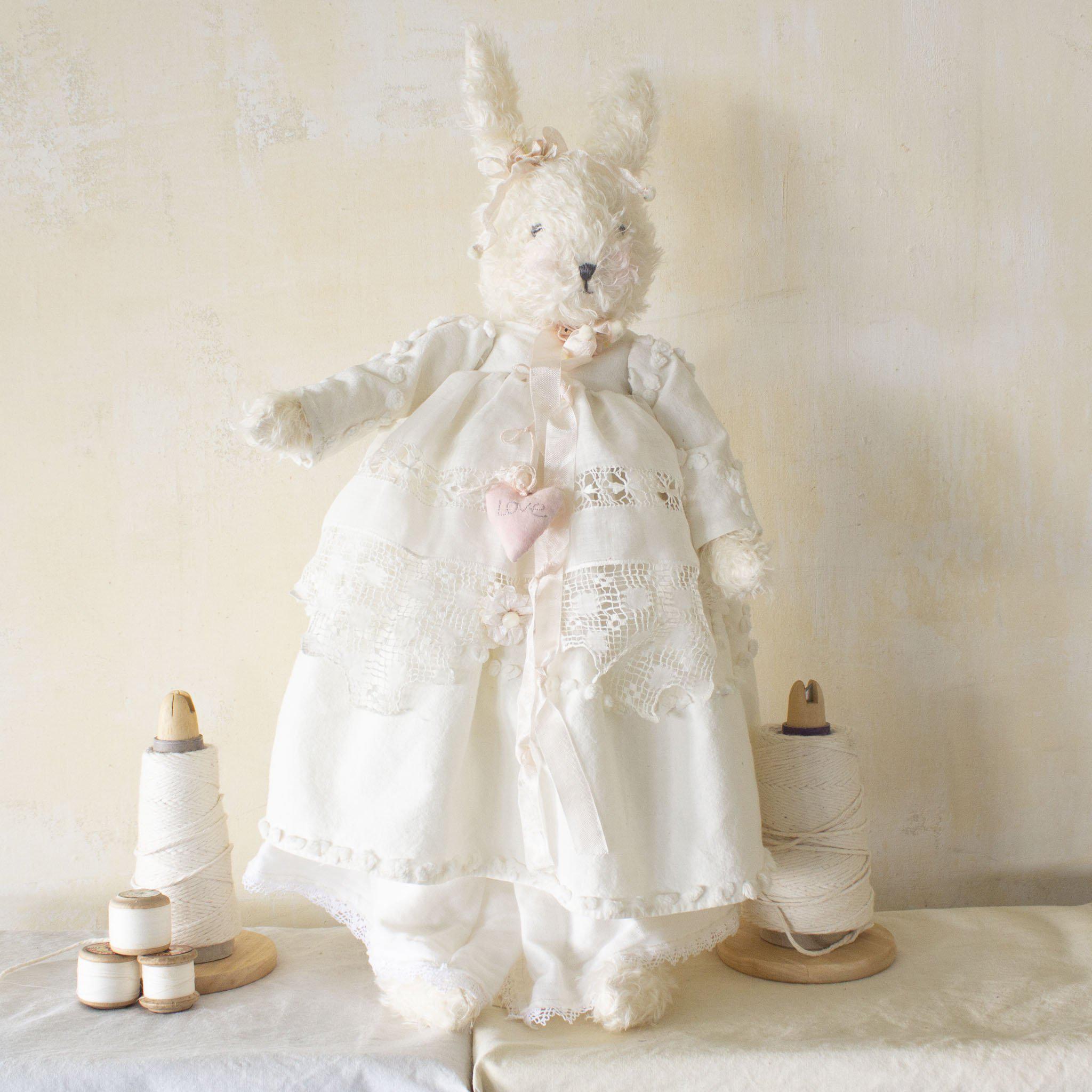 RETIRED - Hutch Studio - Mis Belle Chenille - One Of A Kind Bunny、mySite、g9winljtr