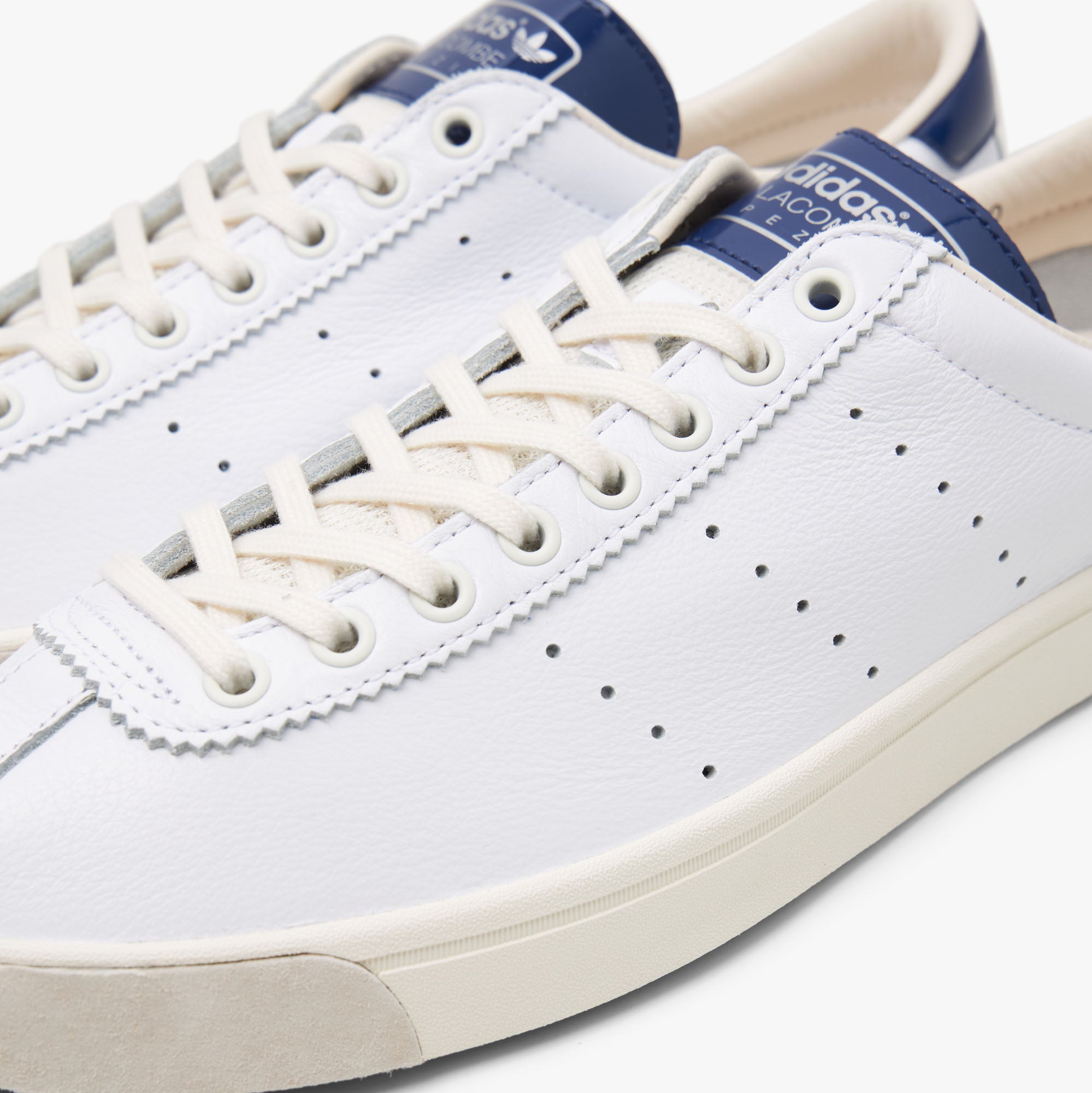  adidas Originals Lacombe Spezial Core White / Chalk White - Collegiate Navy、mySite、merchandisen
