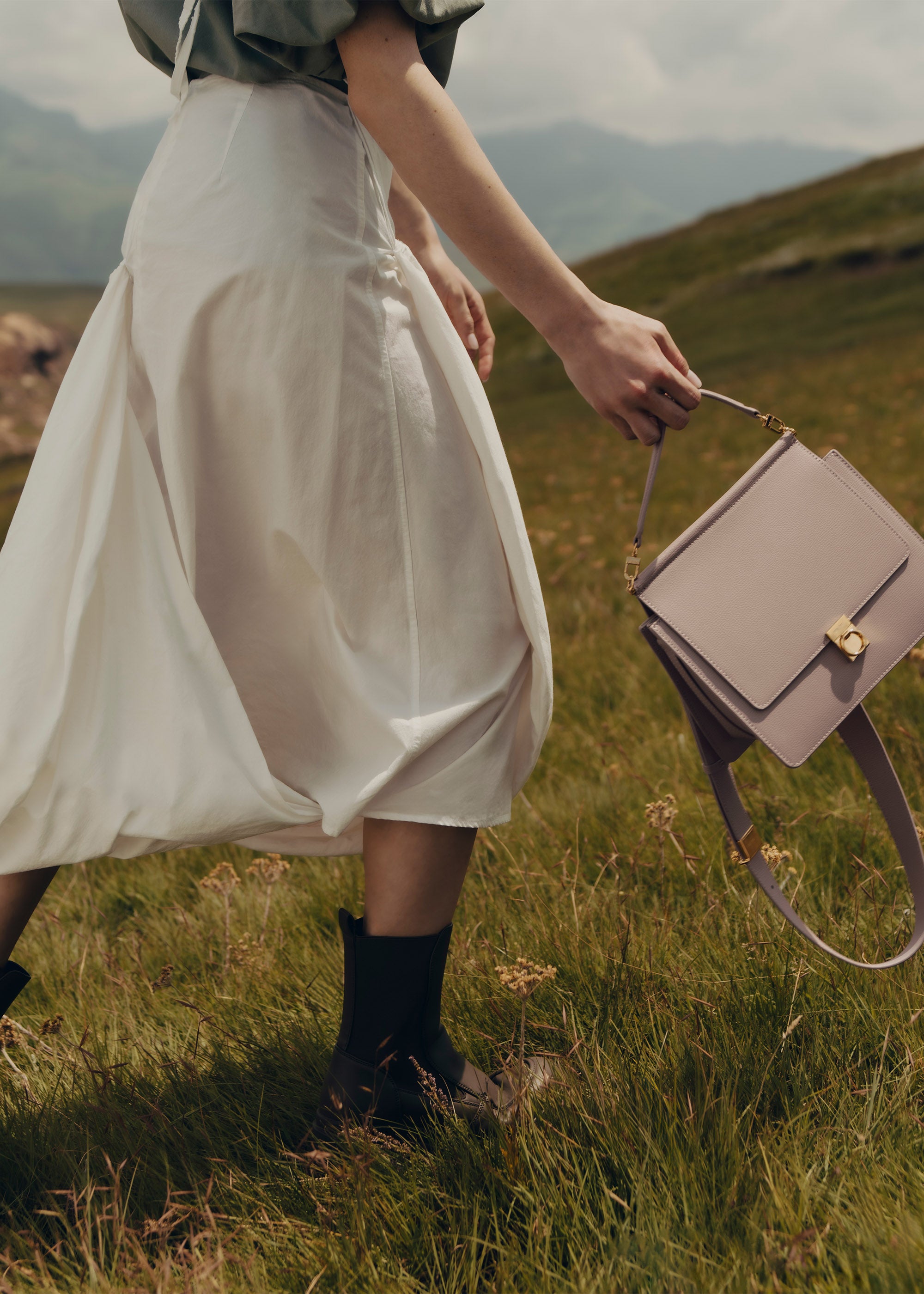 Num茅ro Sept - Taupe Grain茅、mySite、camillekostekn