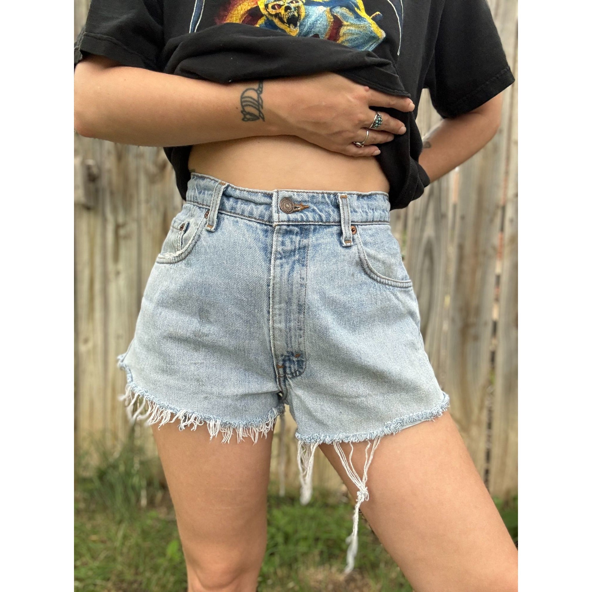 90's Levi's Medium Wash Cut Off Raw Hem Denim Jean Shorts Waist 32、mySite、garagedoors4me