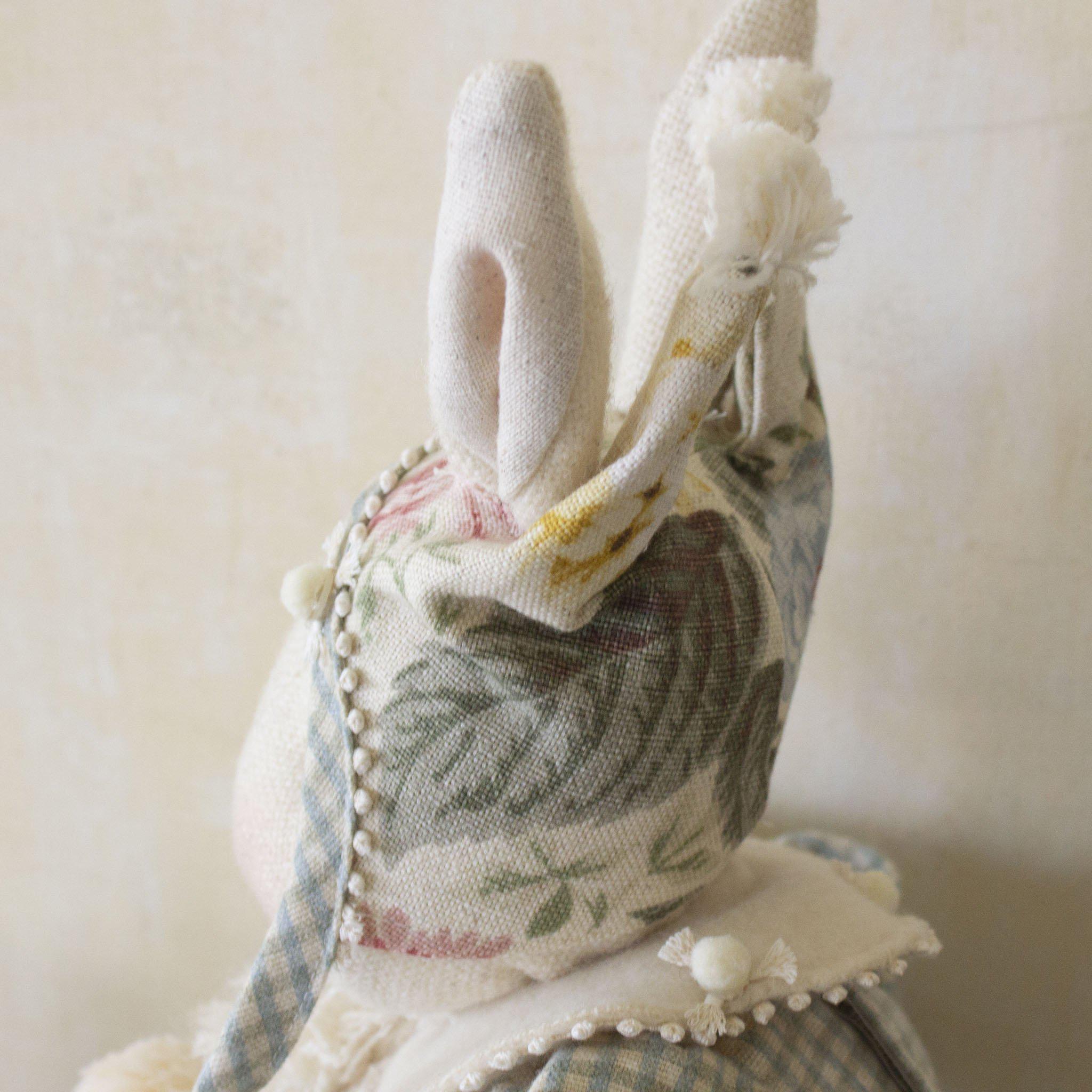 RETIRED - Hutch Studio - Bonnie Bunnytails - One Of A Kind Bunny、mySite、g9winljtr