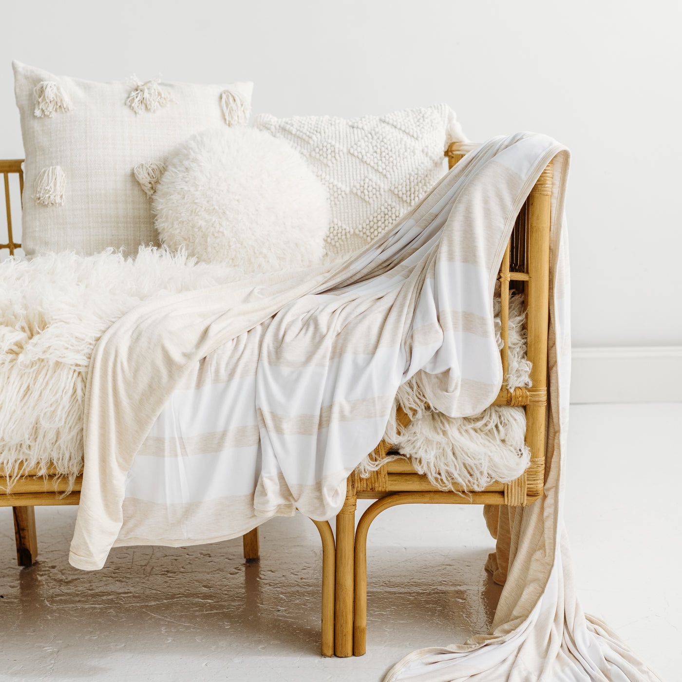 Heather Oatmeal Stripe Oversized Cloud Blanket®、mySite、g9winljtr