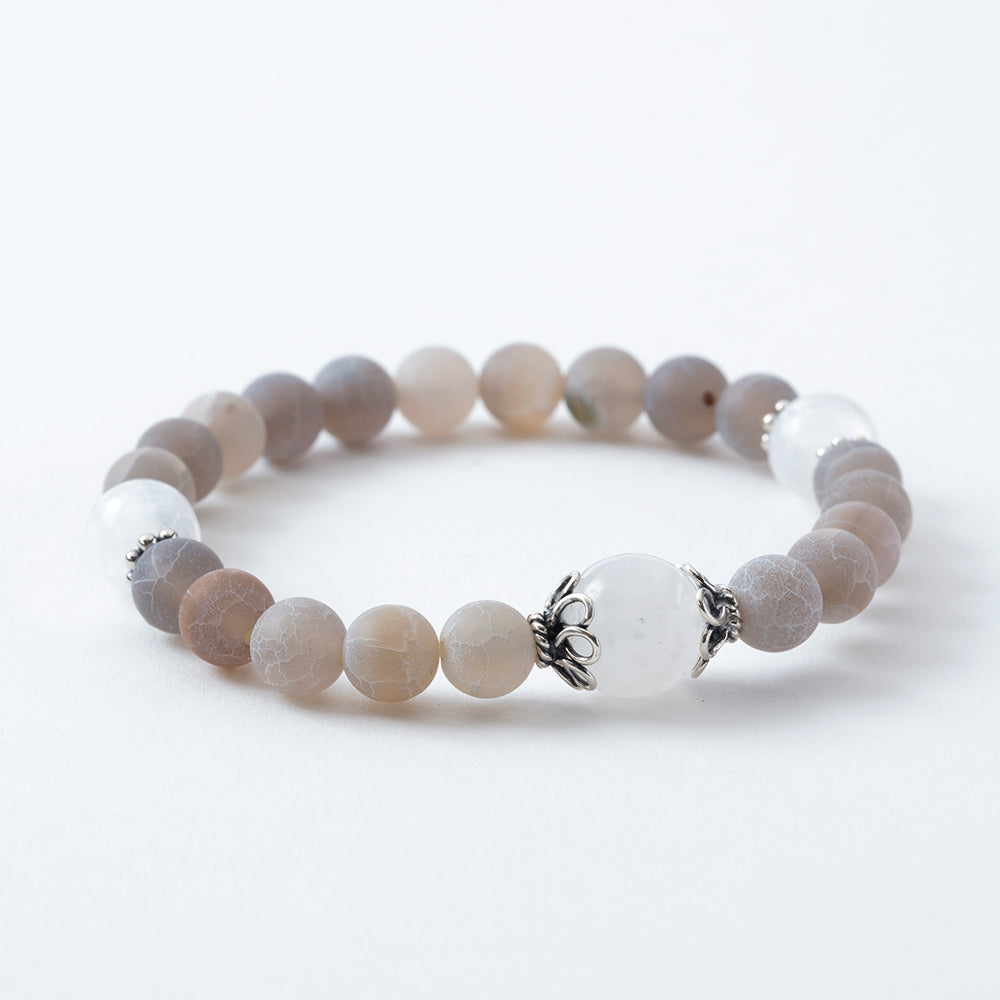 Frosted Light Gray Agate and Selenite Stretchy Mala Bracelet、mySite、topwebapps