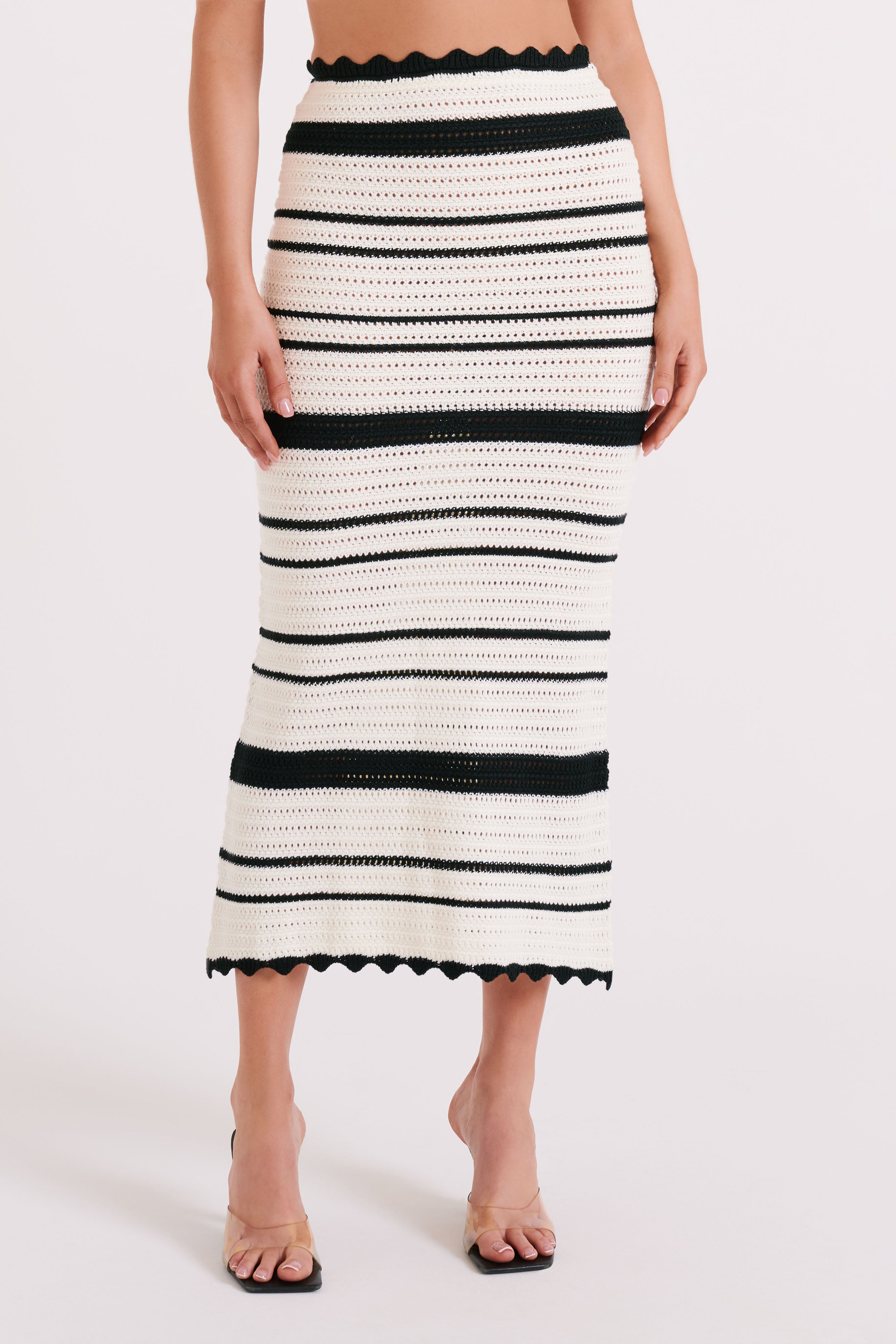 Jadia Contrast Crochet Fishtail Maxi Skirt - Black/White、mySite、solidvoid