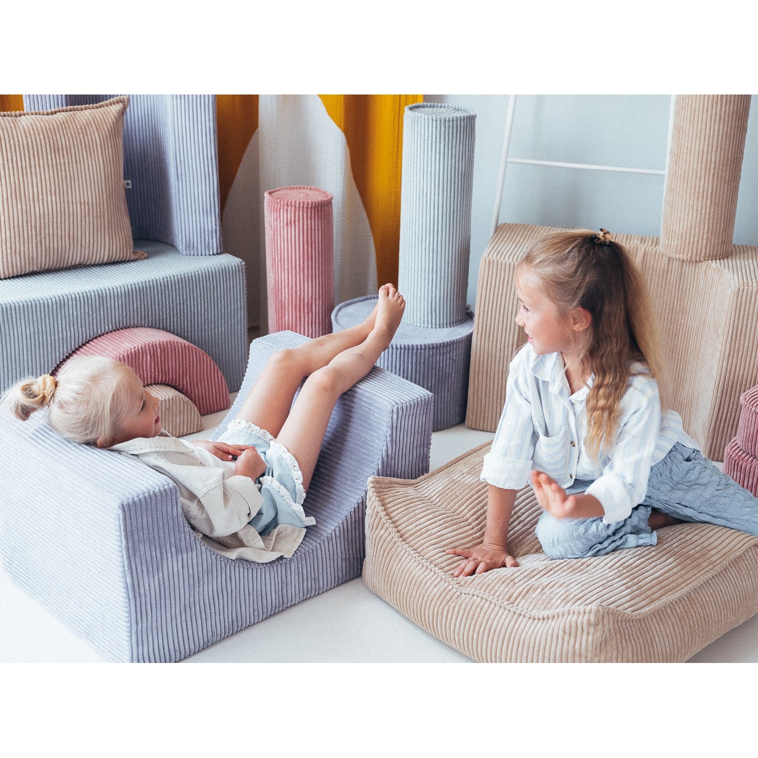 Pink Mousse Roll Cushion、mySite、gigharbornorthrealestate