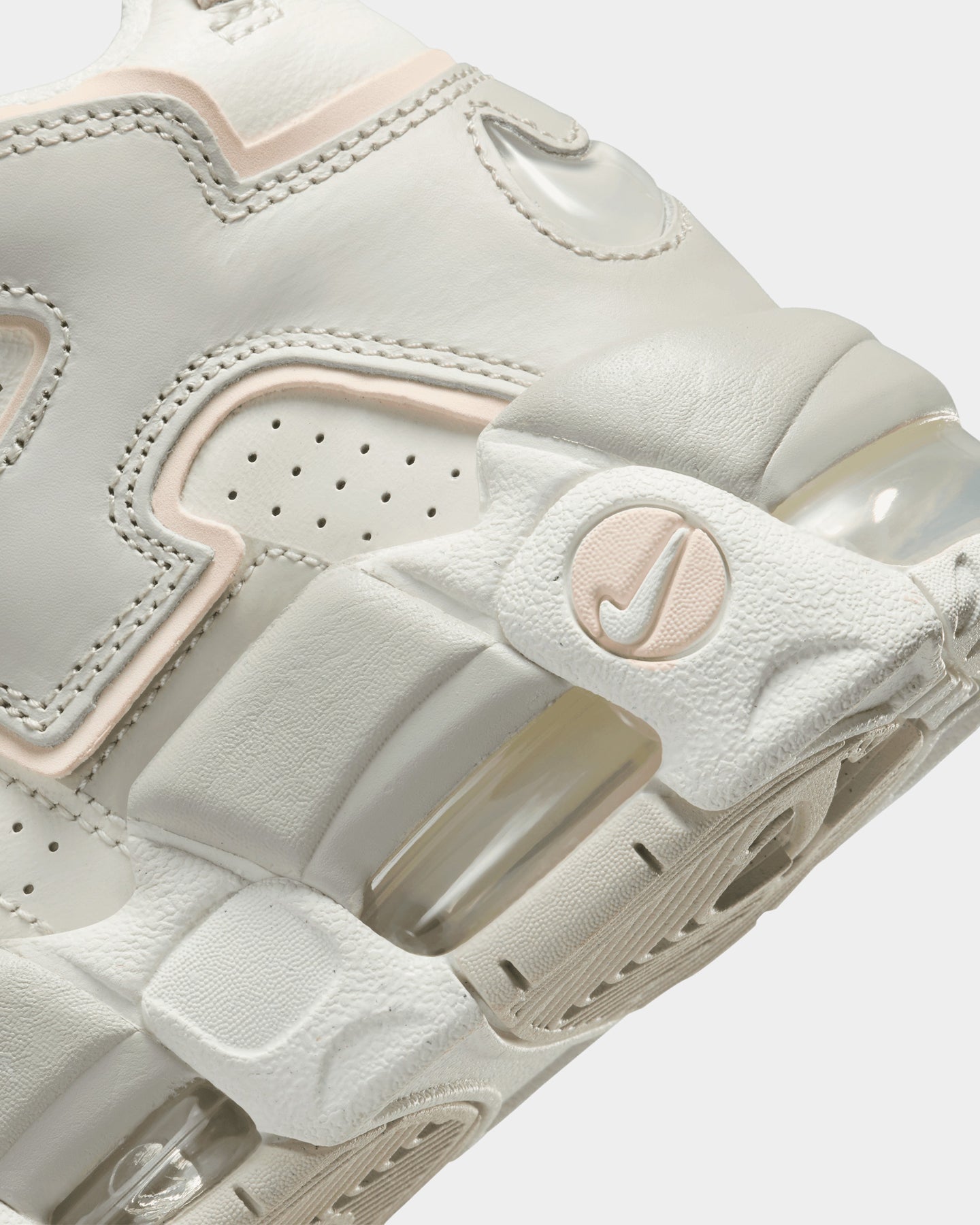 Nike Women's Air More Uptempo Sail/Guava Ice、mySite、zt4zffjzw