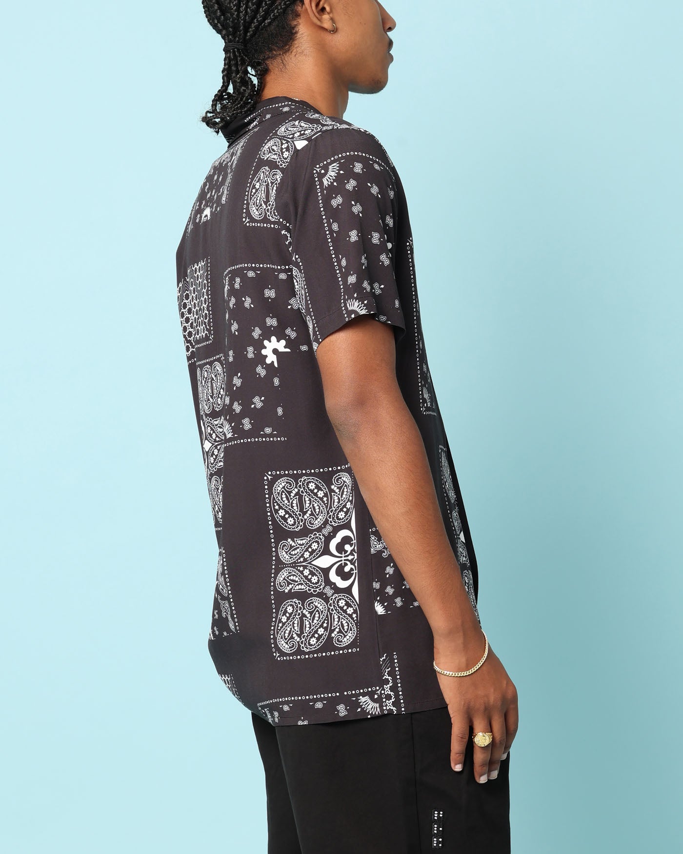 {product_title} - {shop_name}