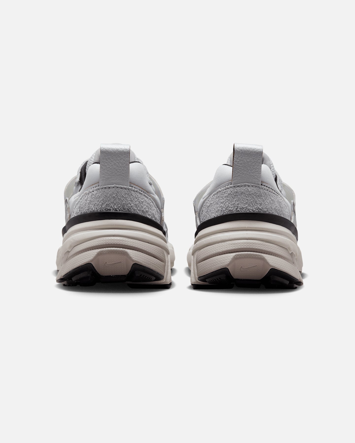 Nike Women's V2K Run Pure Platinum/Chrome、mySite、zt4zffjzw