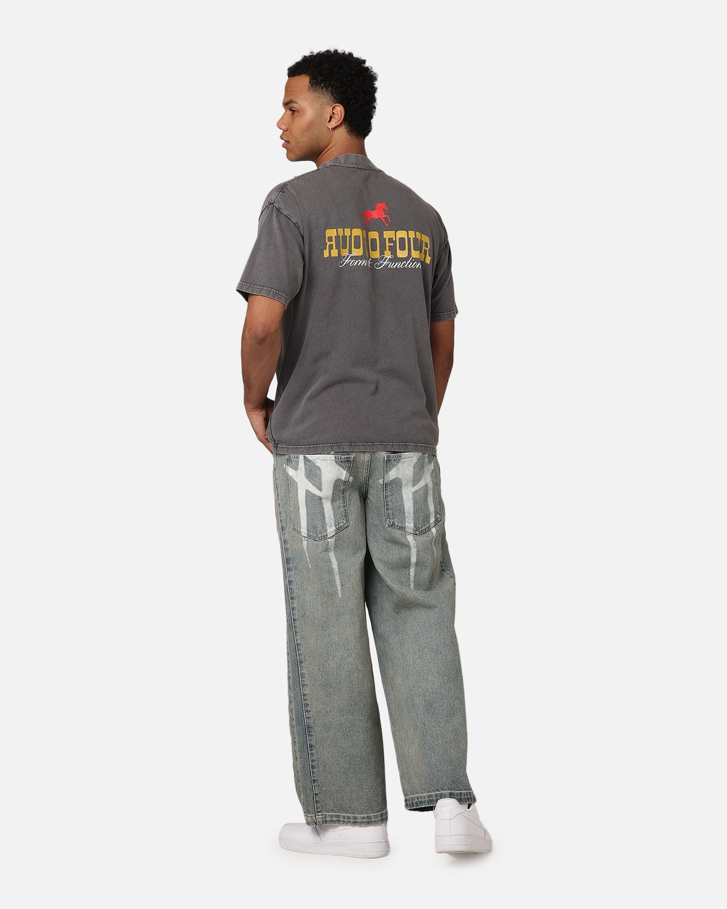 {product_title} - {shop_name}