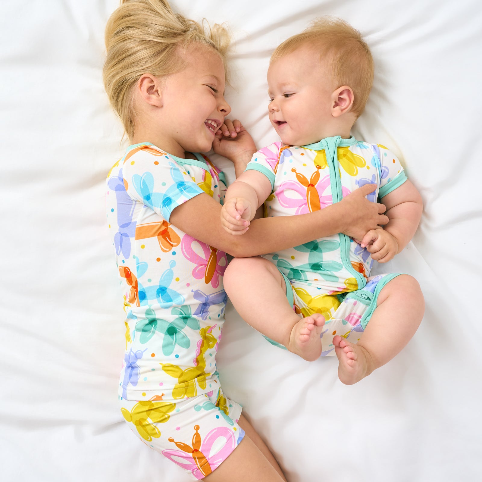 Balloon Bash Two-Piece Short Sleeve & Shorts Pajama Set、mySite、g9winljtr